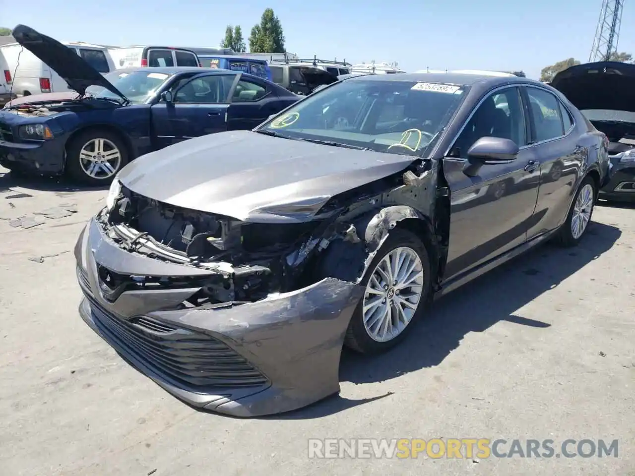 2 Photograph of a damaged car 4T1F31AK6LU545488 TOYOTA CAMRY 2020