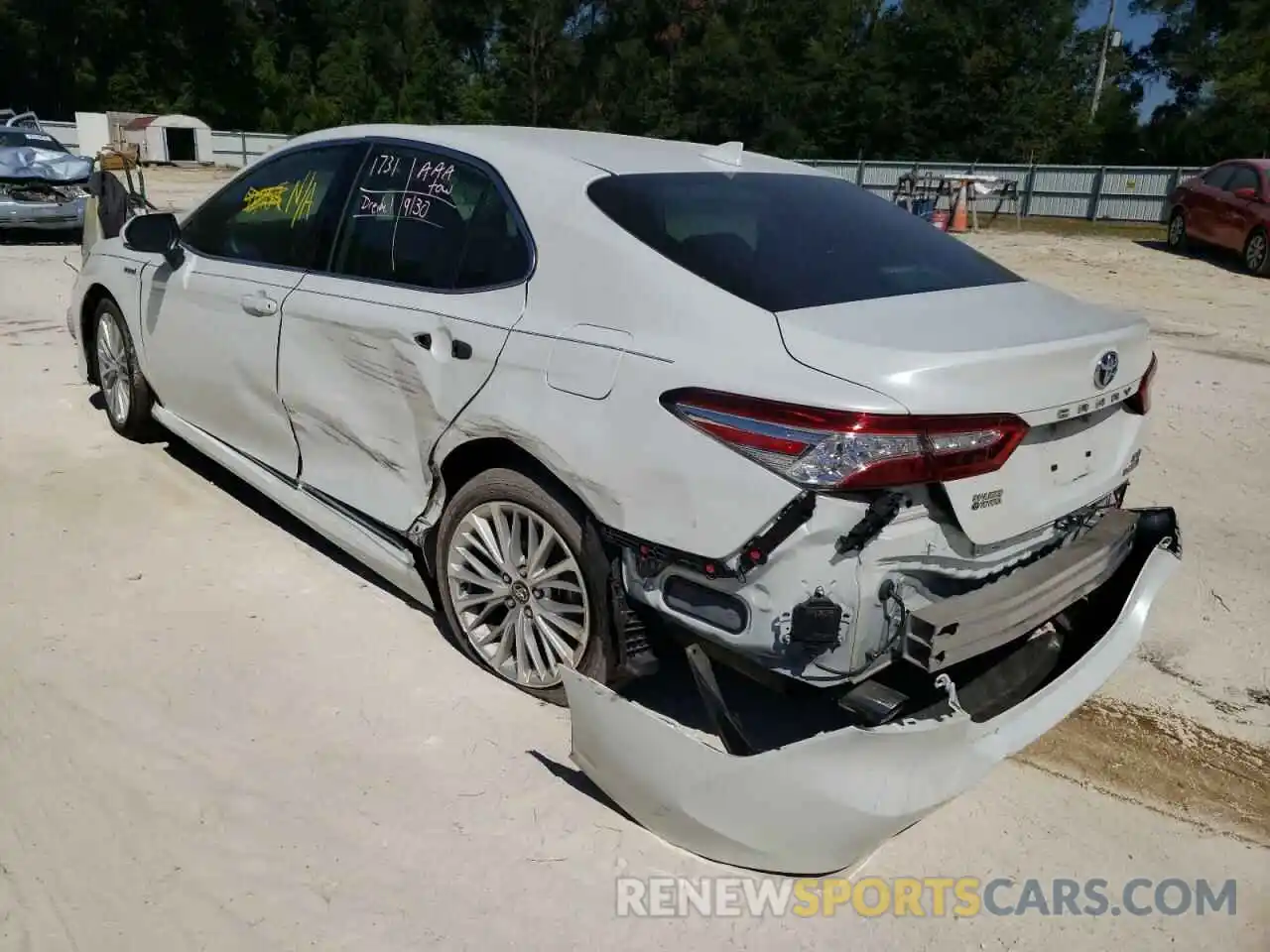 3 Photograph of a damaged car 4T1F31AK7LU009388 TOYOTA CAMRY 2020