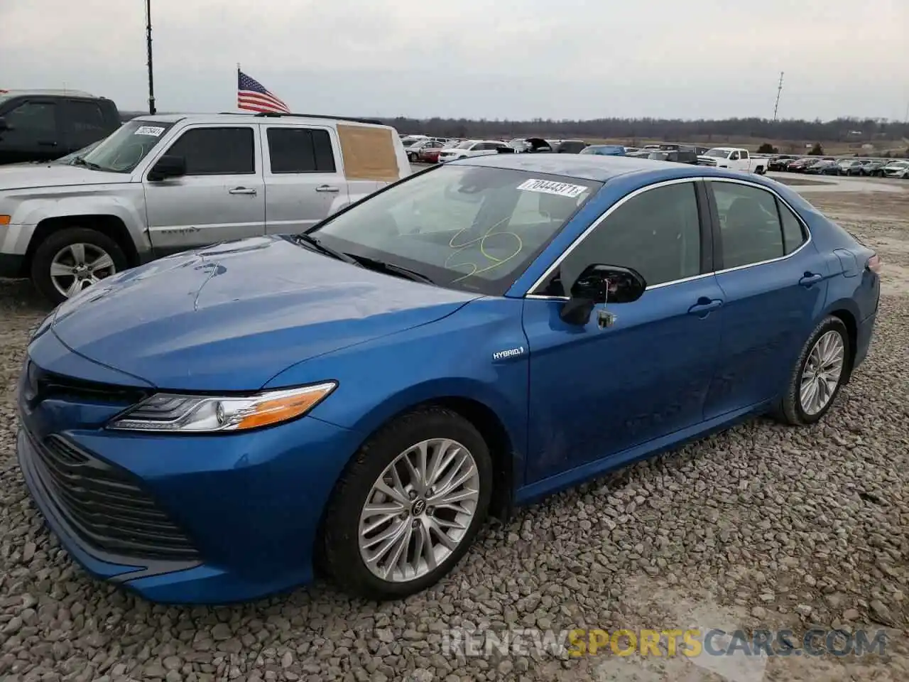 2 Photograph of a damaged car 4T1F31AK7LU009472 TOYOTA CAMRY 2020