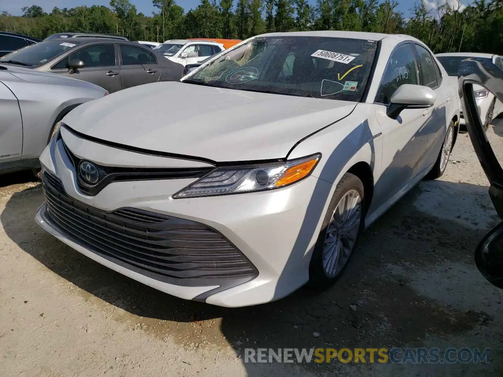 2 Photograph of a damaged car 4T1F31AK7LU522768 TOYOTA CAMRY 2020