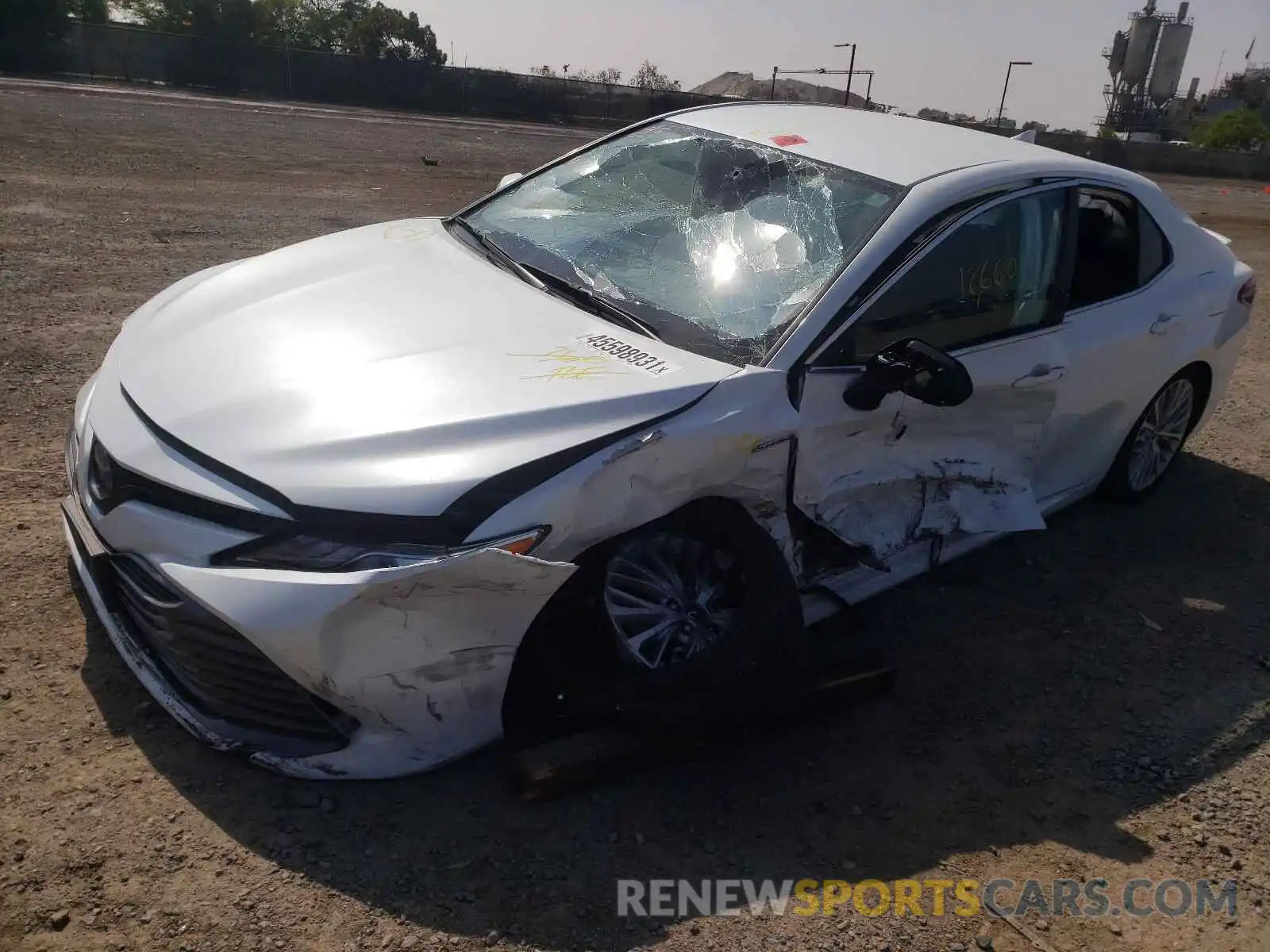 9 Photograph of a damaged car 4T1F31AK7LU524035 TOYOTA CAMRY 2020