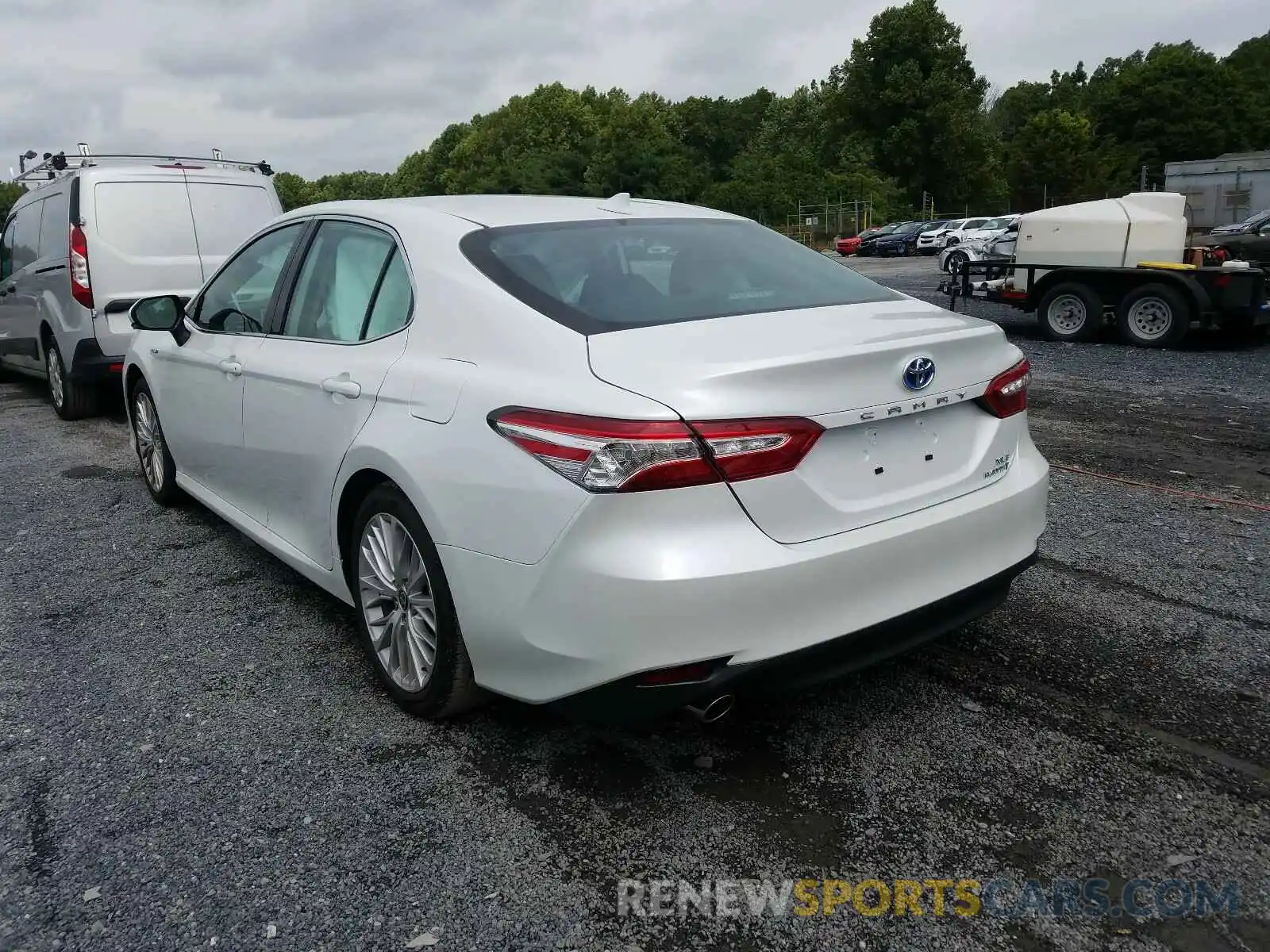 3 Photograph of a damaged car 4T1F31AK7LU538131 TOYOTA CAMRY 2020