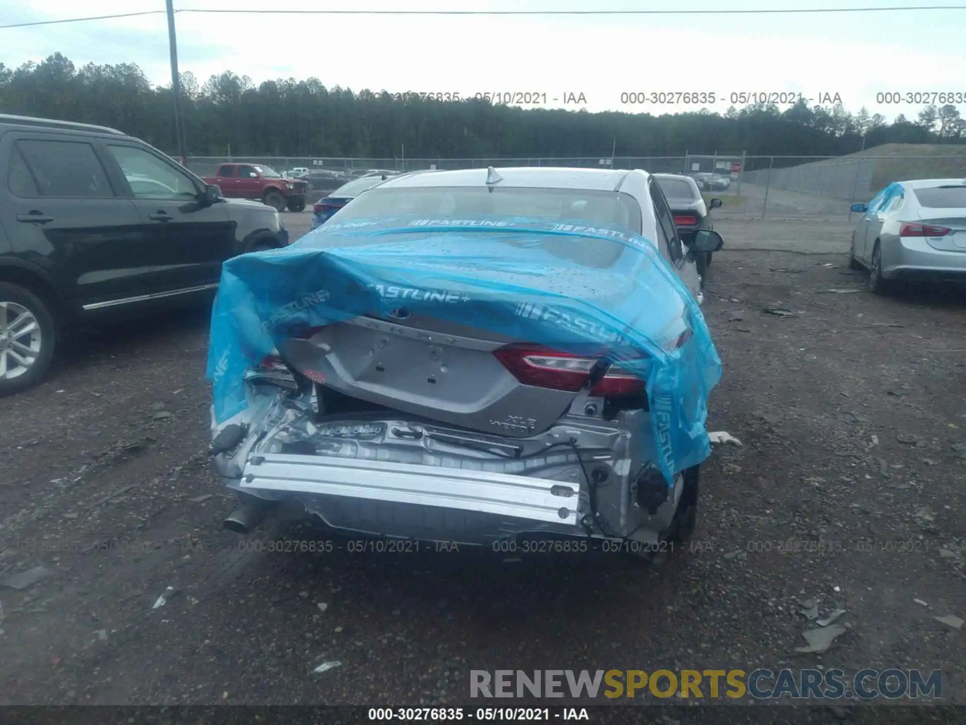 6 Photograph of a damaged car 4T1F31AK7LU543507 TOYOTA CAMRY 2020