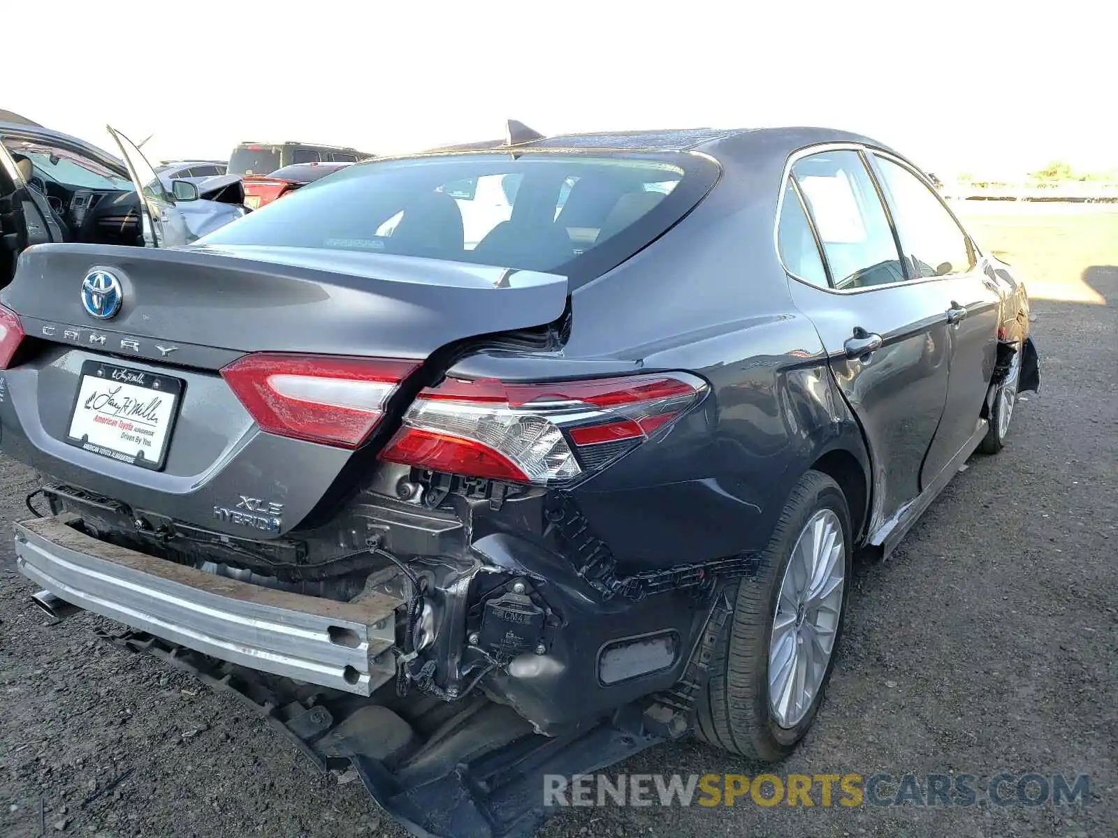 9 Photograph of a damaged car 4T1F31AK7LU546164 TOYOTA CAMRY 2020