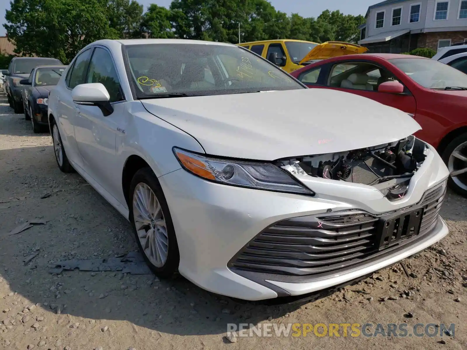 1 Photograph of a damaged car 4T1F31AK8LU522617 TOYOTA CAMRY 2020