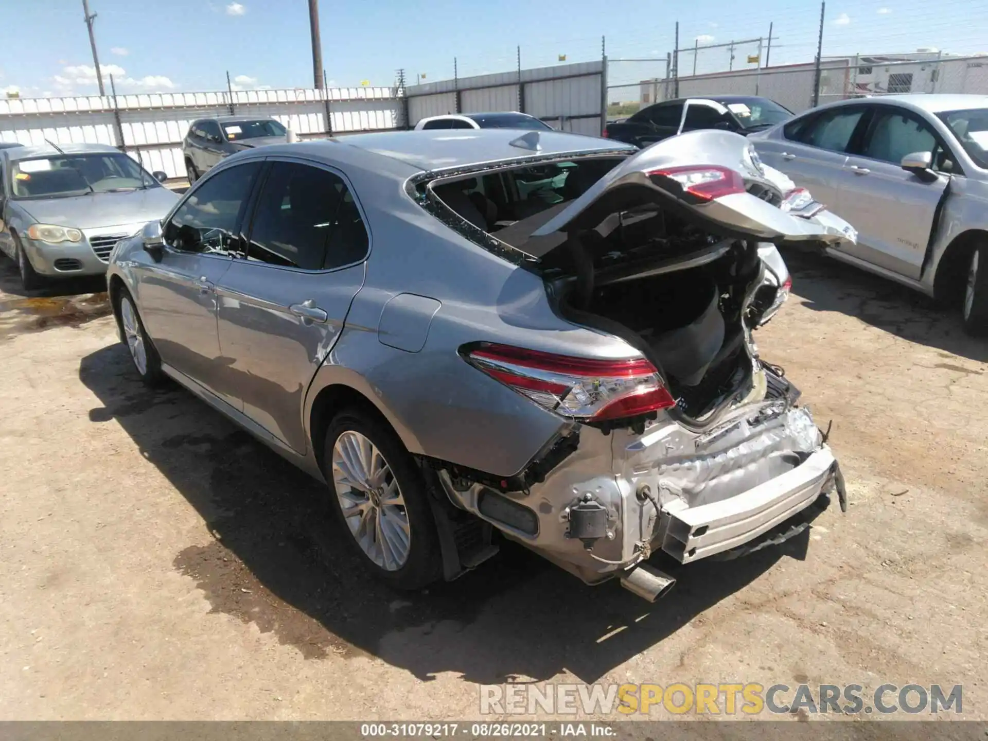 3 Photograph of a damaged car 4T1F31AK8LU534167 TOYOTA CAMRY 2020