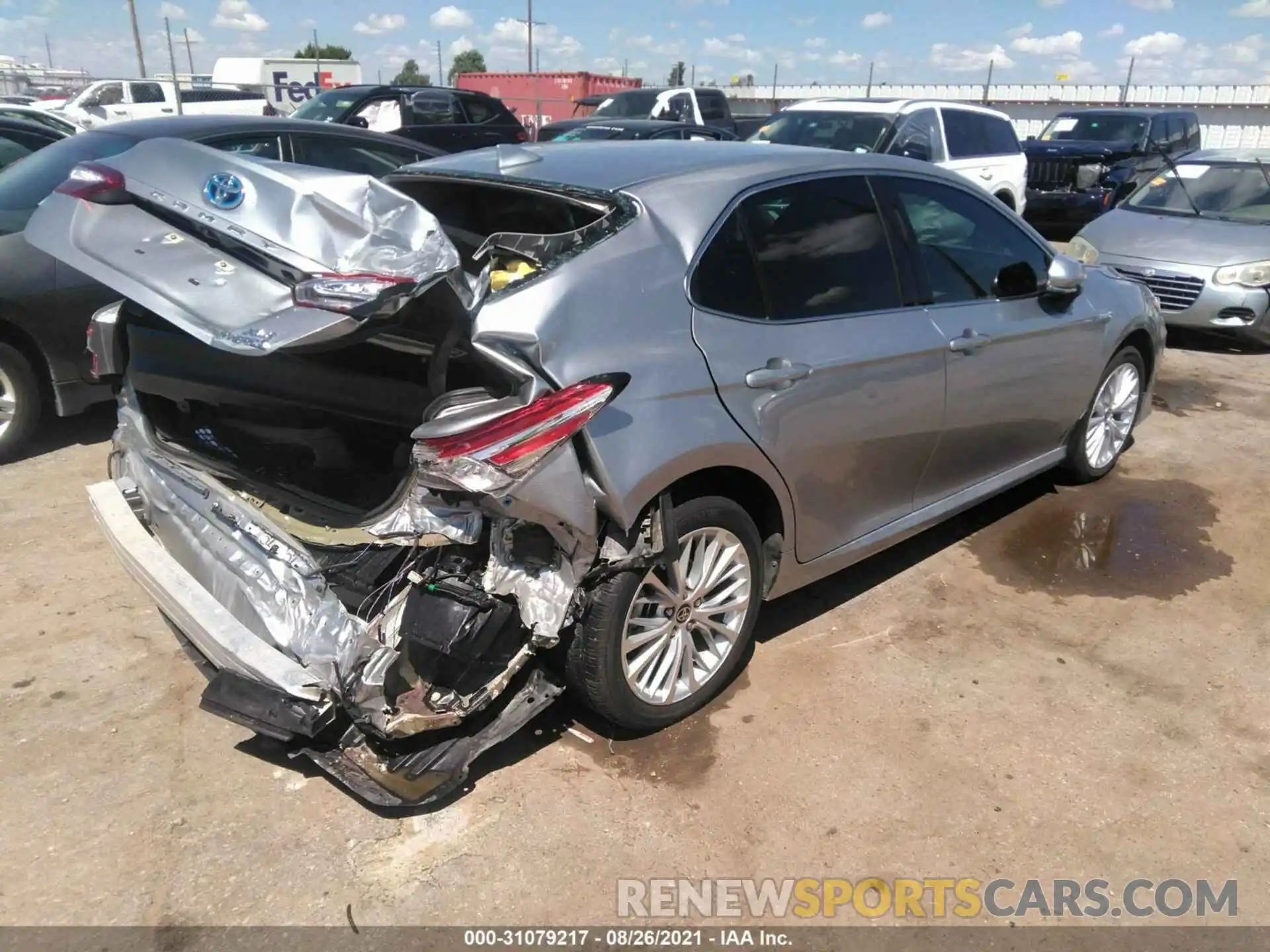 4 Photograph of a damaged car 4T1F31AK8LU534167 TOYOTA CAMRY 2020