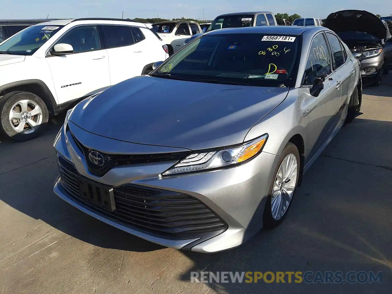 2 Photograph of a damaged car 4T1F31AK8LU537571 TOYOTA CAMRY 2020