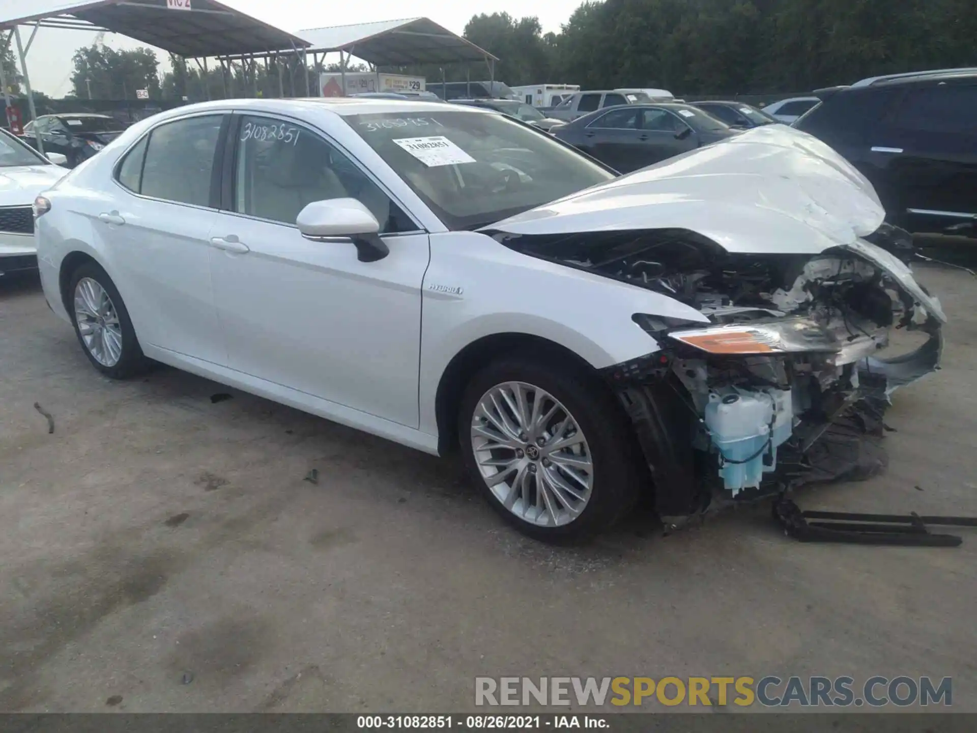 1 Photograph of a damaged car 4T1F31AK9LU014463 TOYOTA CAMRY 2020