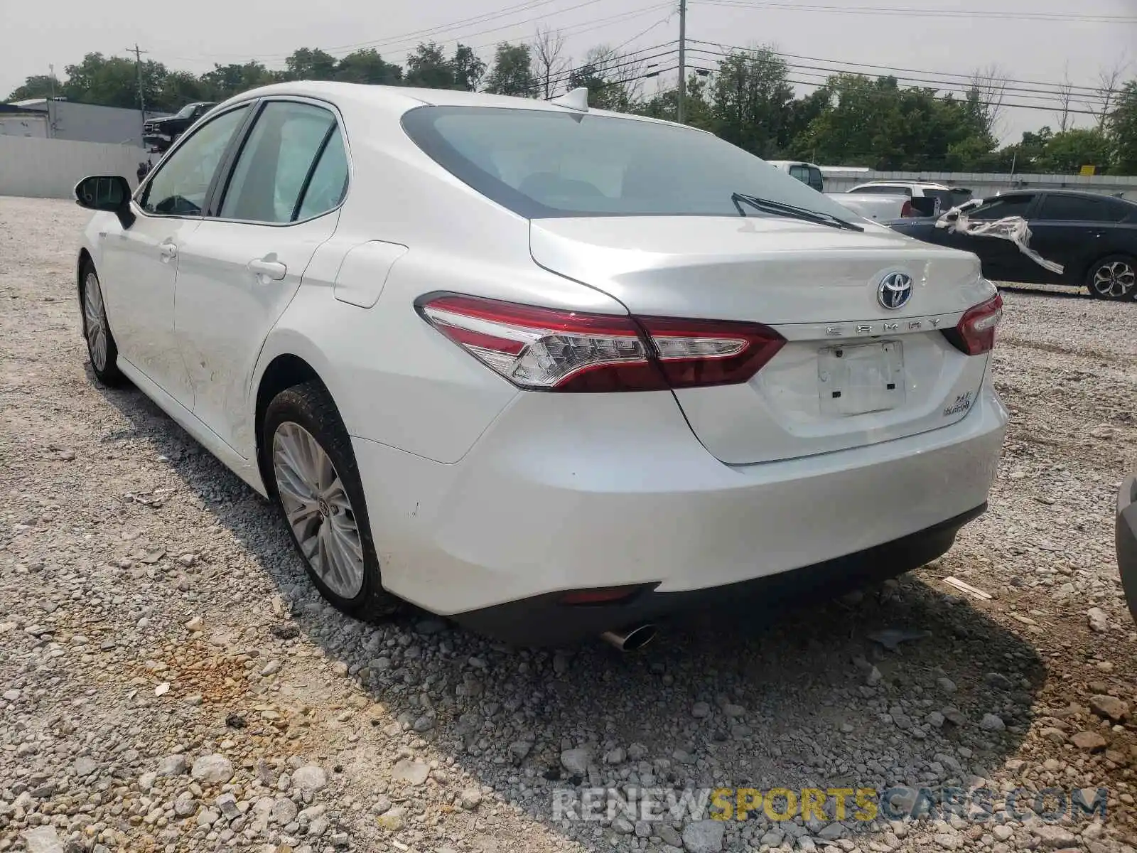 3 Photograph of a damaged car 4T1F31AK9LU016052 TOYOTA CAMRY 2020