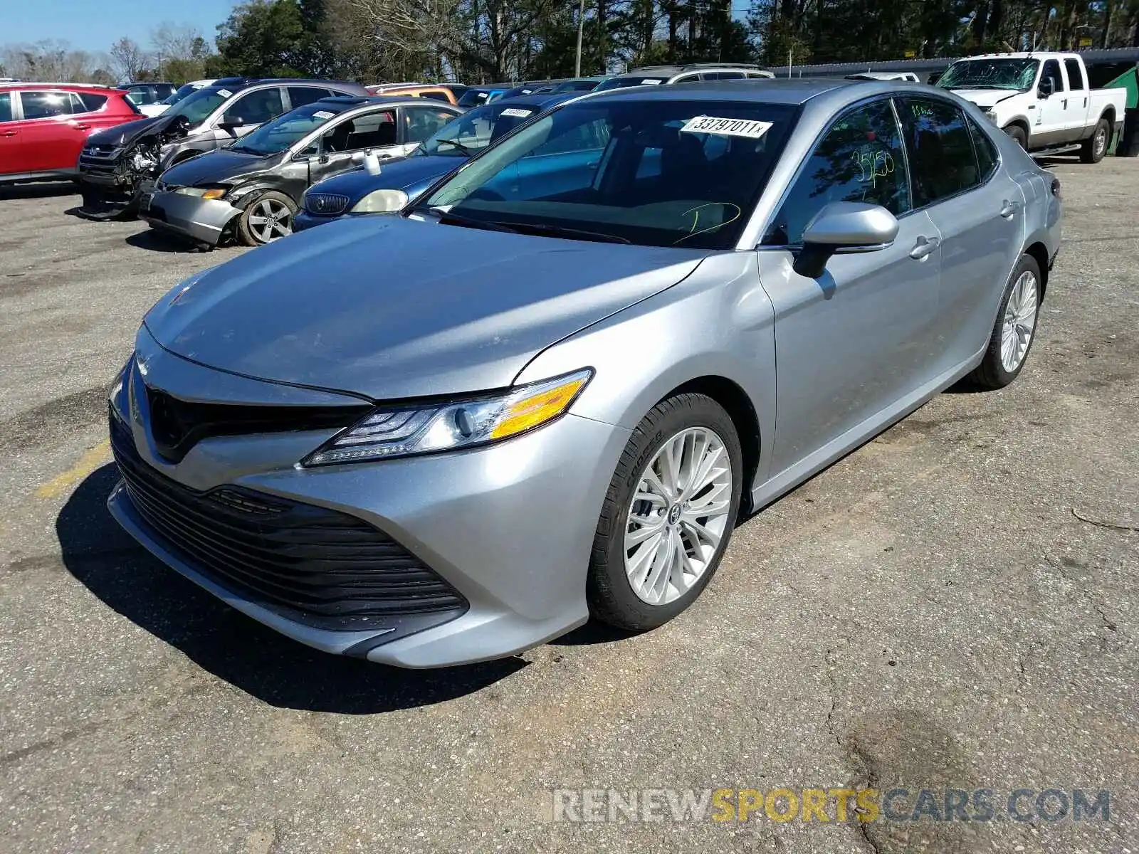 2 Photograph of a damaged car 4T1F31AK9LU520777 TOYOTA CAMRY 2020