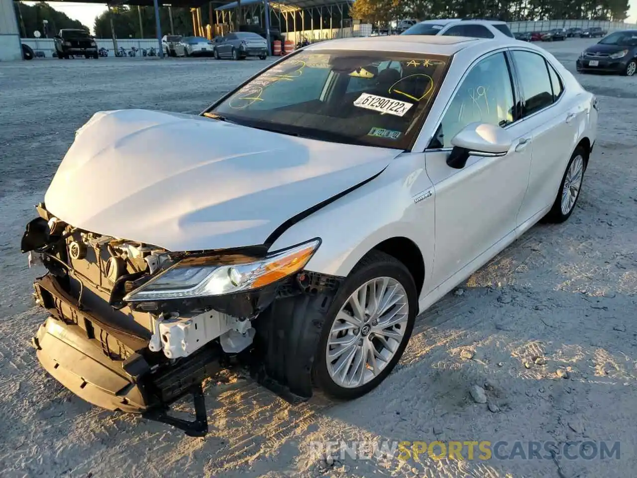 2 Photograph of a damaged car 4T1F31AK9LU522920 TOYOTA CAMRY 2020