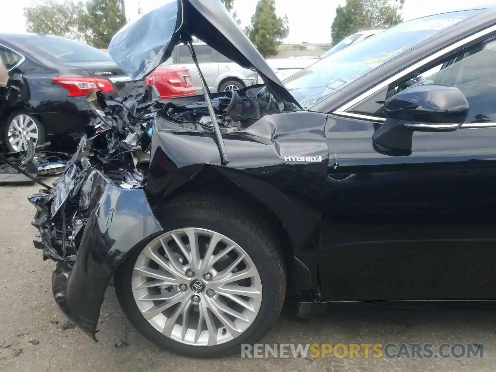 9 Photograph of a damaged car 4T1F31AK9LU525557 TOYOTA CAMRY 2020