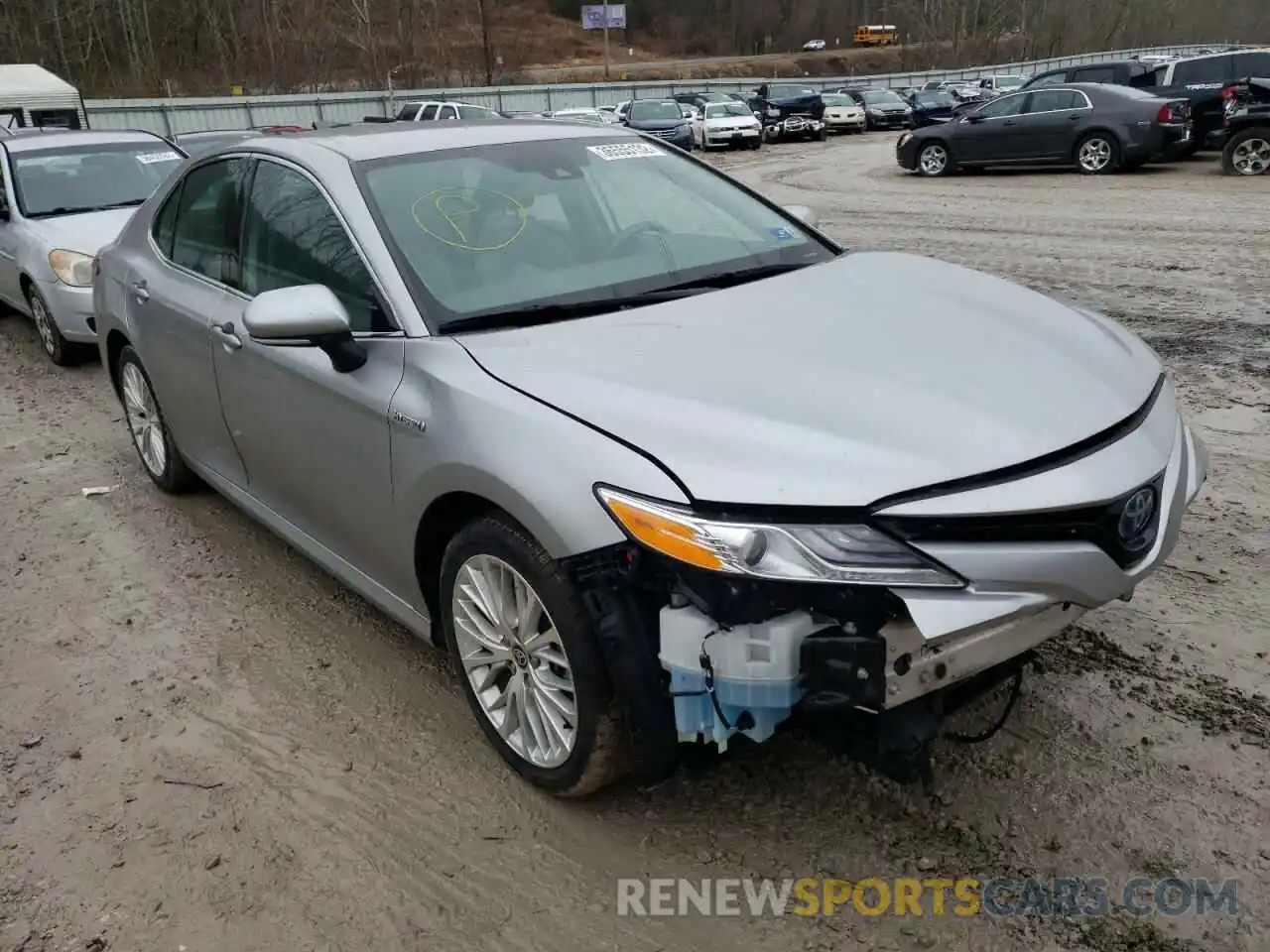 1 Photograph of a damaged car 4T1F31AK9LU541869 TOYOTA CAMRY 2020