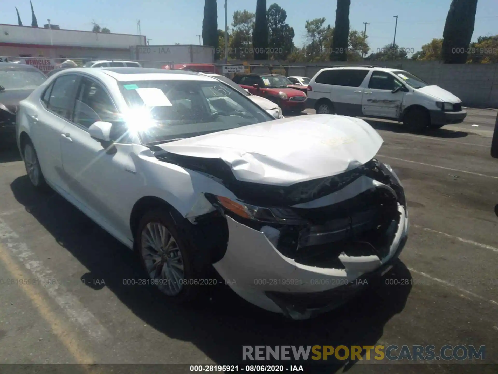 1 Photograph of a damaged car 4T1F31AKXLU014259 TOYOTA CAMRY 2020