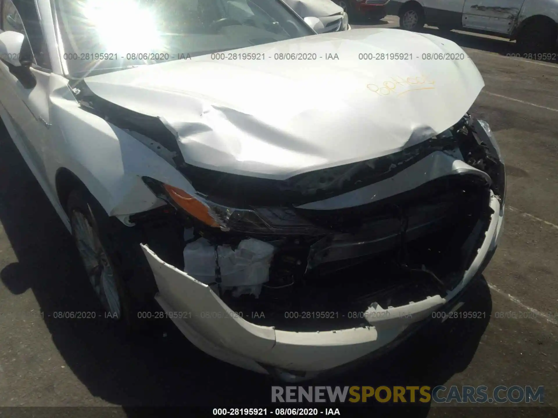 6 Photograph of a damaged car 4T1F31AKXLU014259 TOYOTA CAMRY 2020