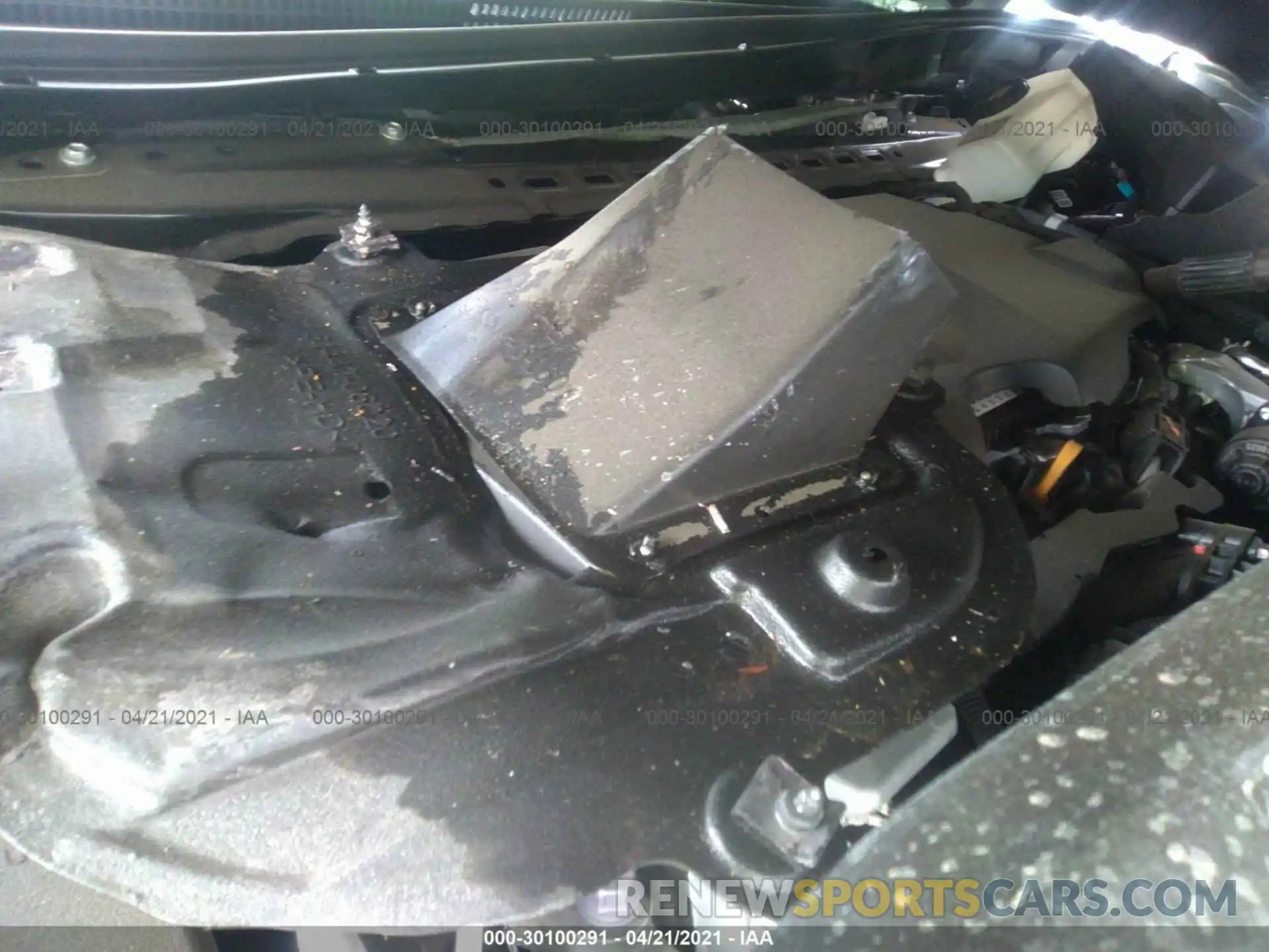 10 Photograph of a damaged car 4T1F31AKXLU019283 TOYOTA CAMRY 2020
