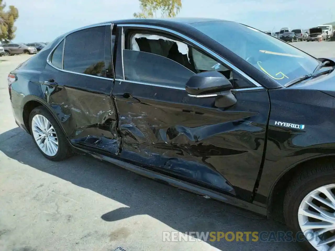 9 Photograph of a damaged car 4T1F31AKXLU524191 TOYOTA CAMRY 2020