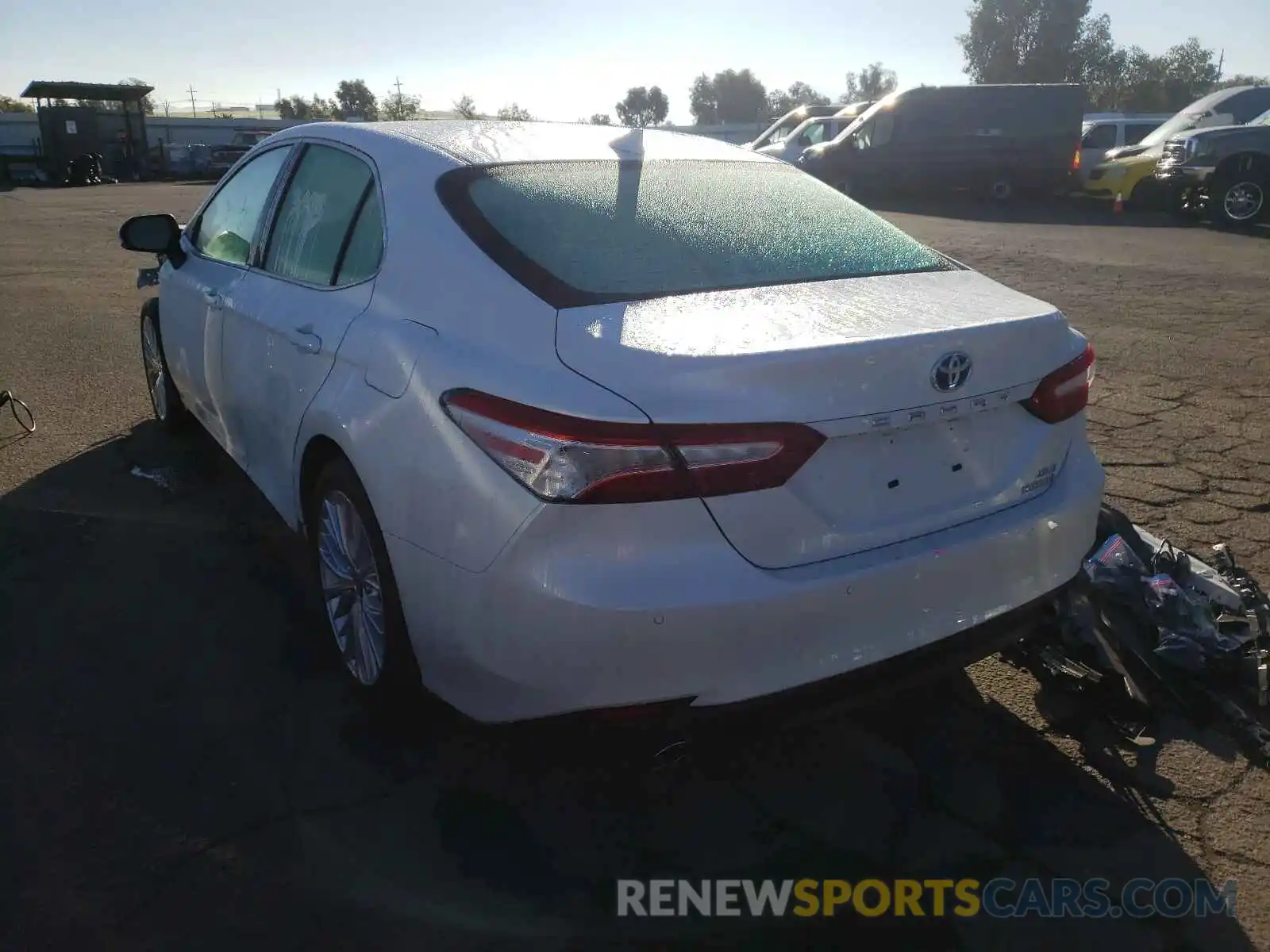 3 Photograph of a damaged car 4T1F31AKXLU536471 TOYOTA CAMRY 2020