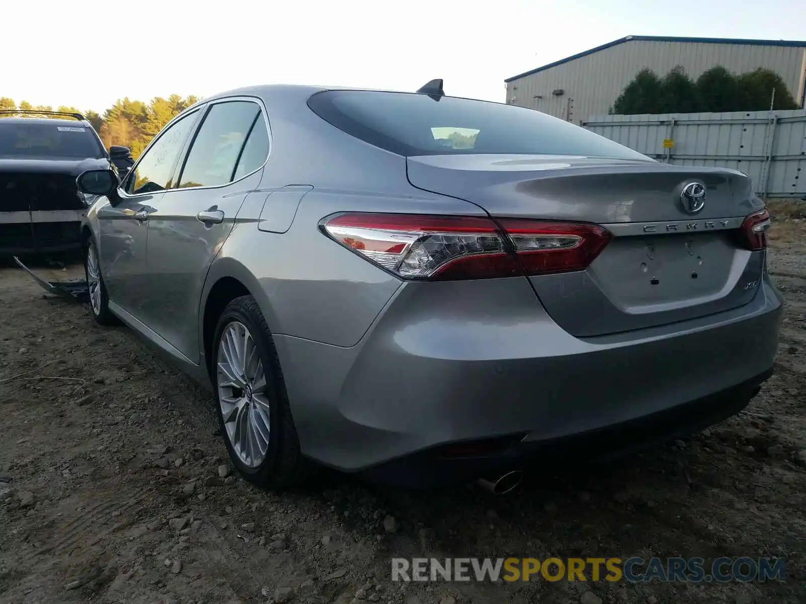 3 Photograph of a damaged car 4T1FZ1AK4LU033369 TOYOTA CAMRY 2020