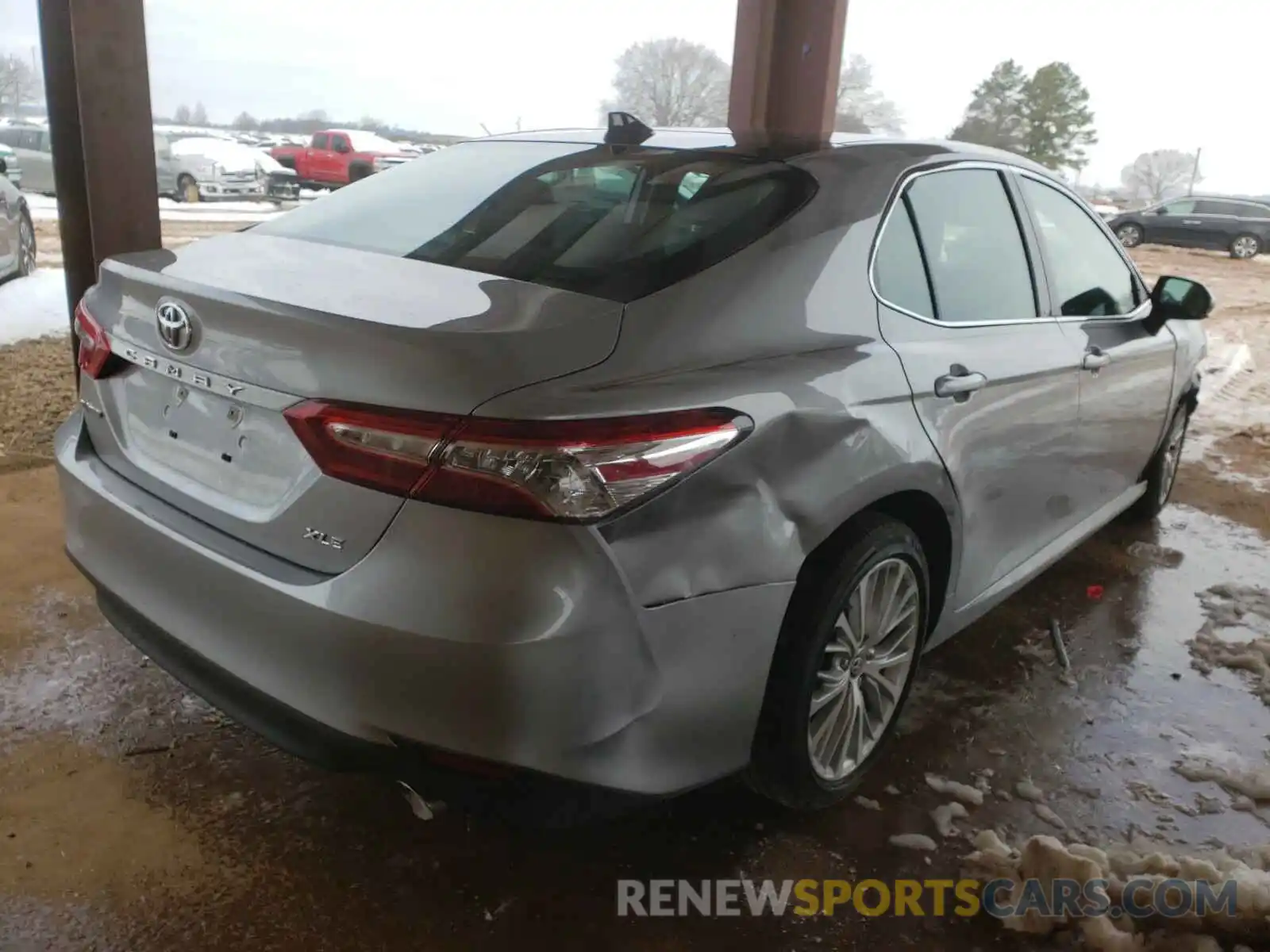 4 Photograph of a damaged car 4T1FZ1AK4LU040970 TOYOTA CAMRY 2020