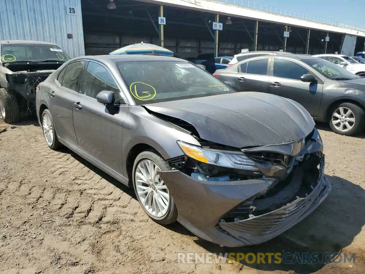 1 Photograph of a damaged car 4T1FZ1AK7LU043507 TOYOTA CAMRY 2020