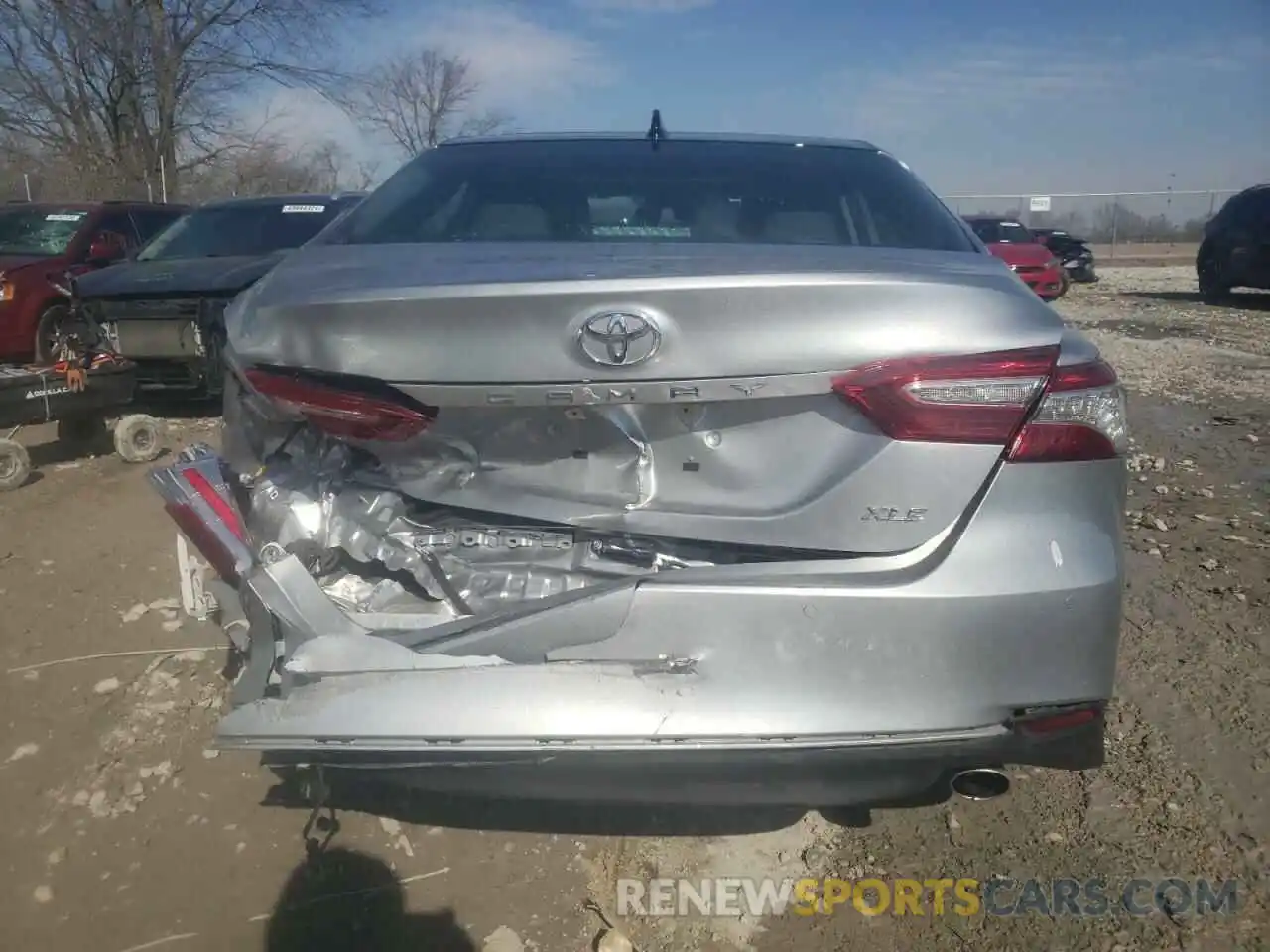 6 Photograph of a damaged car 4T1FZ1AK8LU034993 TOYOTA CAMRY 2020