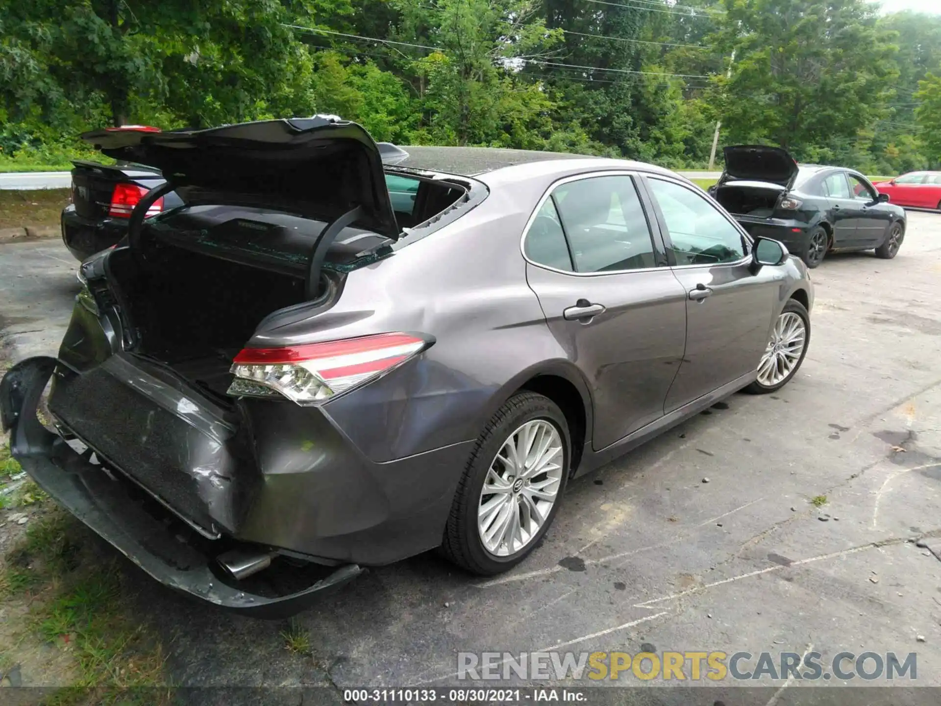 4 Photograph of a damaged car 4T1FZ1AK9LU033304 TOYOTA CAMRY 2020