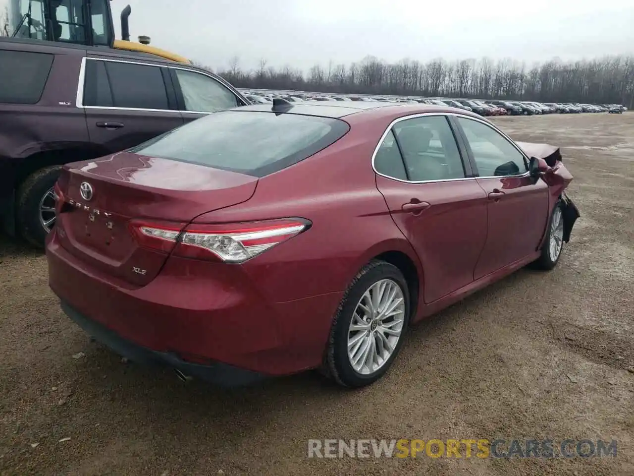 4 Photograph of a damaged car 4T1FZ1AK9LU042777 TOYOTA CAMRY 2020