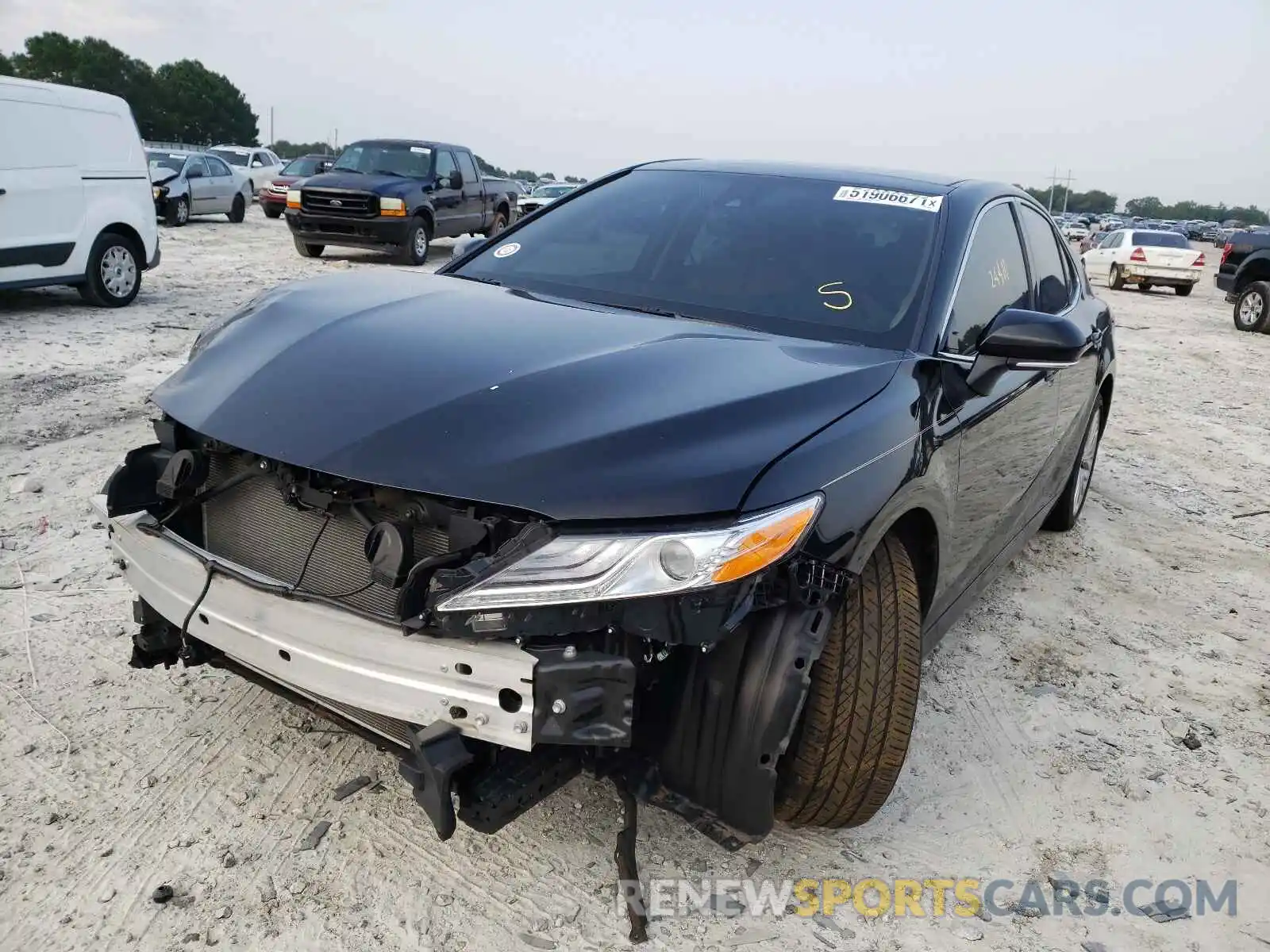 2 Photograph of a damaged car 4T1FZ1AKXLU034462 TOYOTA CAMRY 2020