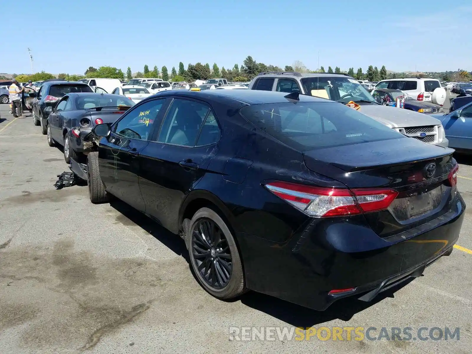 3 Photograph of a damaged car 4T1G11AK0LU302463 TOYOTA CAMRY 2020