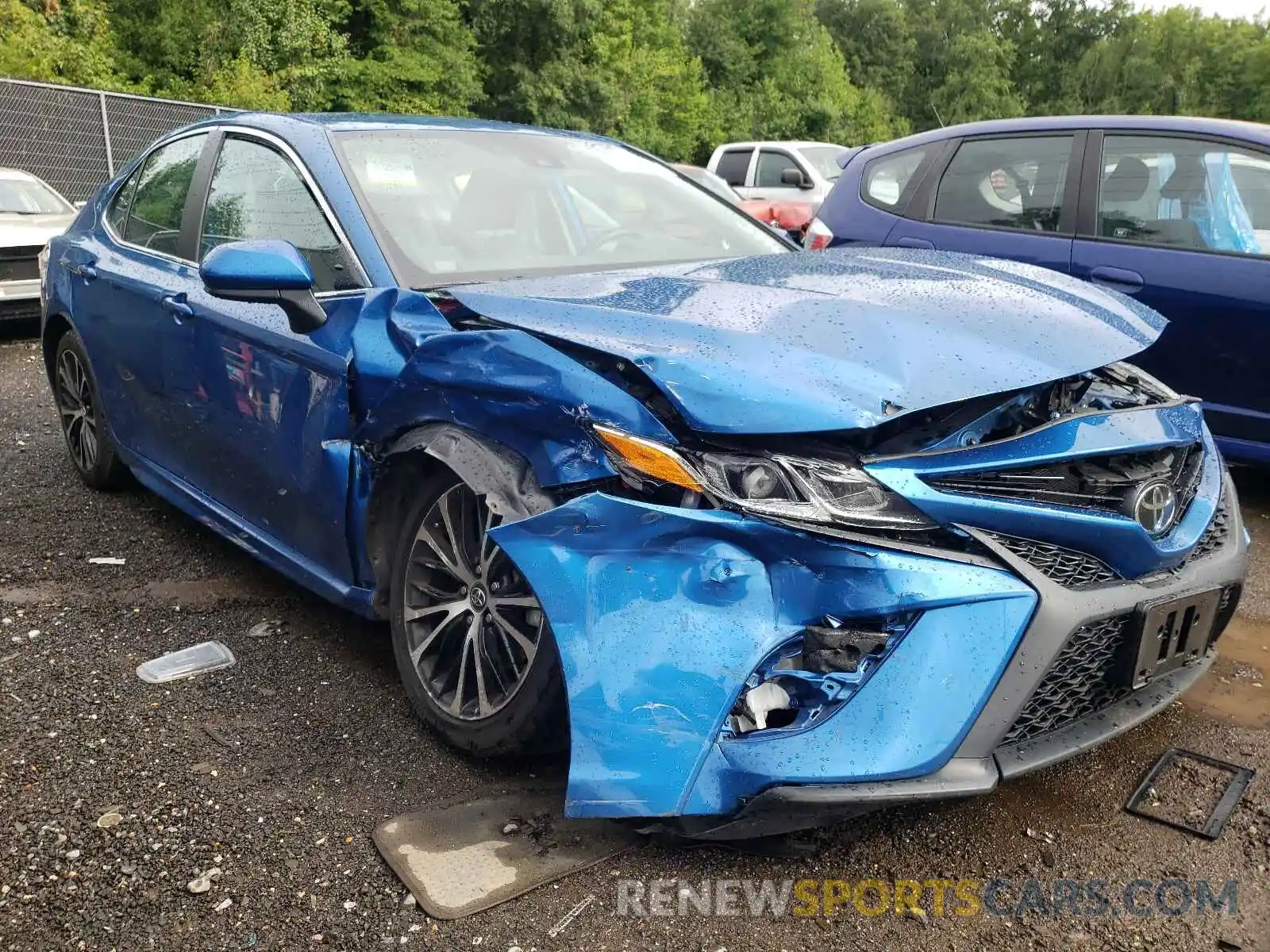 1 Photograph of a damaged car 4T1G11AK0LU303967 TOYOTA CAMRY 2020