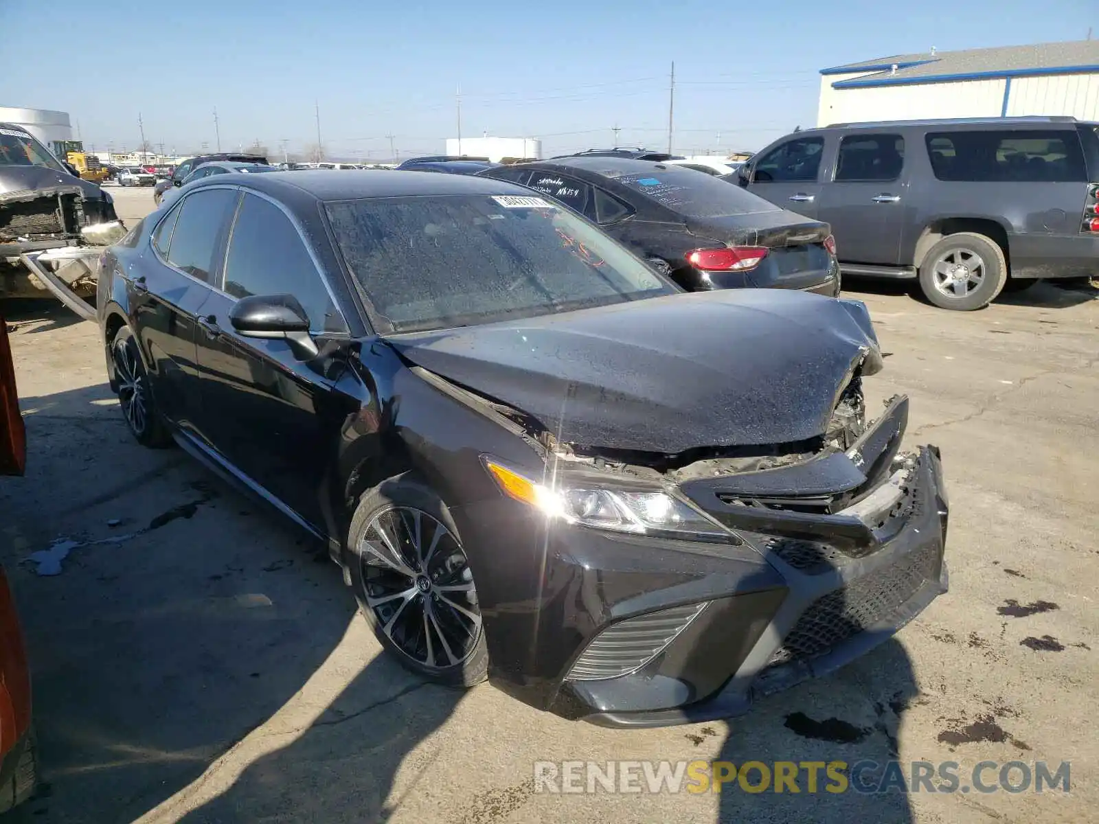 1 Photograph of a damaged car 4T1G11AK0LU305153 TOYOTA CAMRY 2020