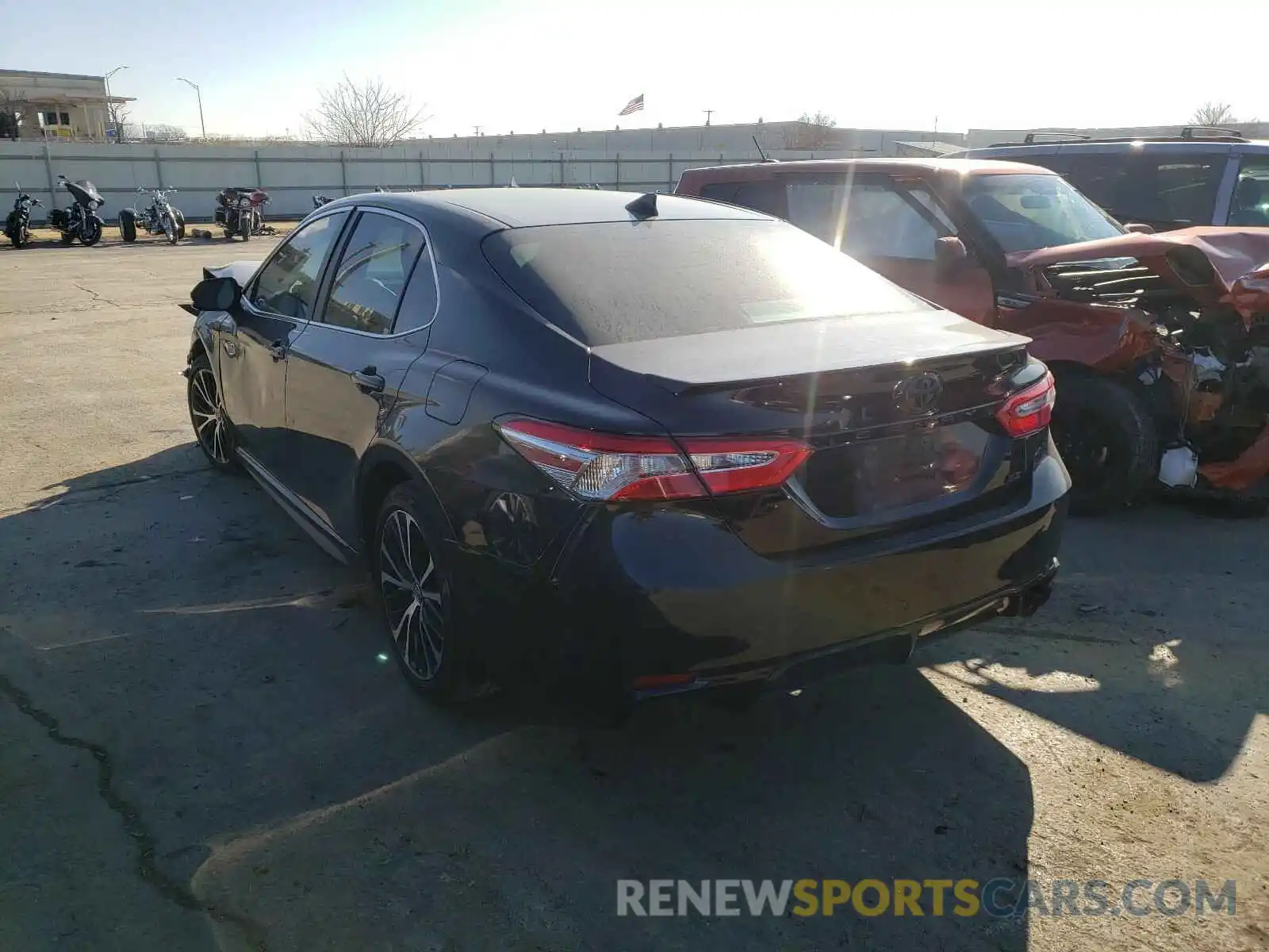 3 Photograph of a damaged car 4T1G11AK0LU305153 TOYOTA CAMRY 2020