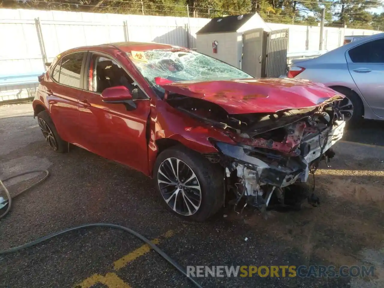 1 Photograph of a damaged car 4T1G11AK0LU309672 TOYOTA CAMRY 2020