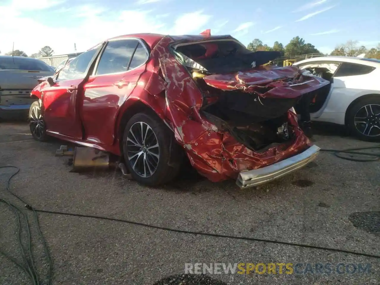 3 Photograph of a damaged car 4T1G11AK0LU309672 TOYOTA CAMRY 2020