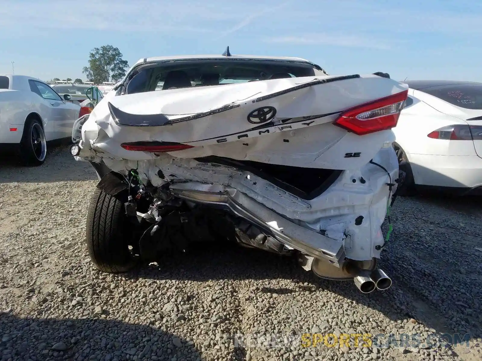 9 Photograph of a damaged car 4T1G11AK0LU309736 TOYOTA CAMRY 2020