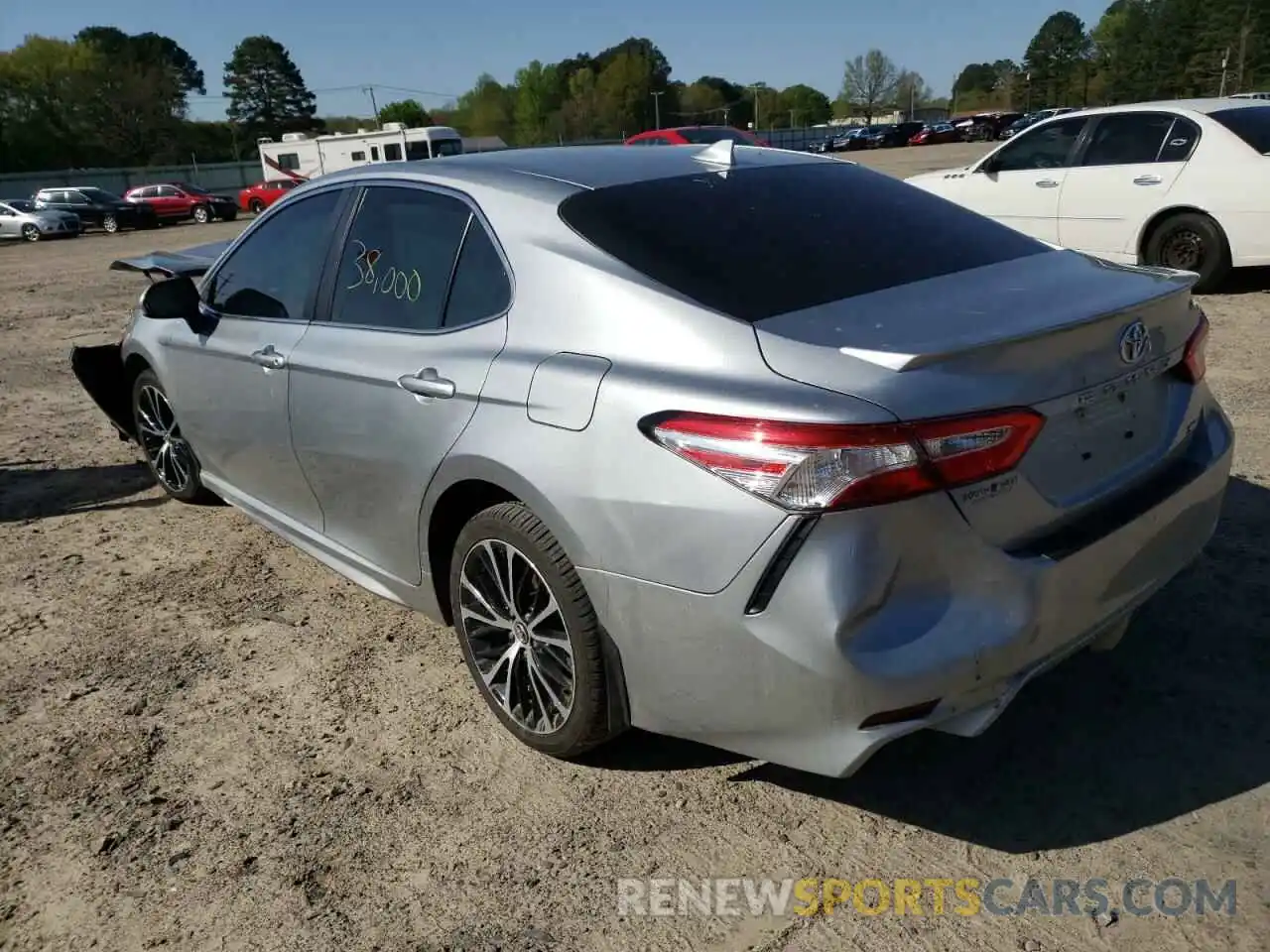 3 Photograph of a damaged car 4T1G11AK0LU310482 TOYOTA CAMRY 2020