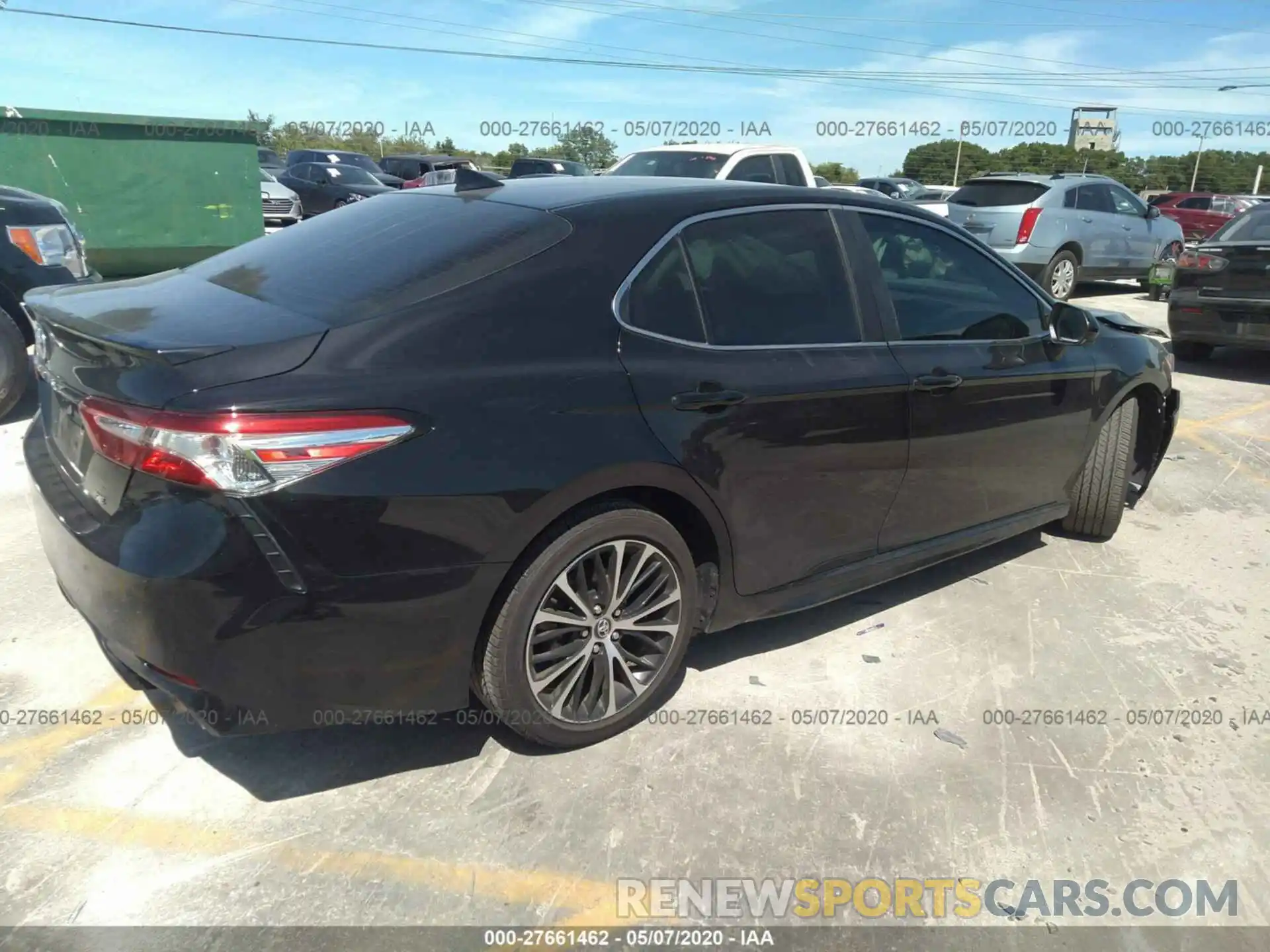 4 Photograph of a damaged car 4T1G11AK0LU310773 TOYOTA CAMRY 2020