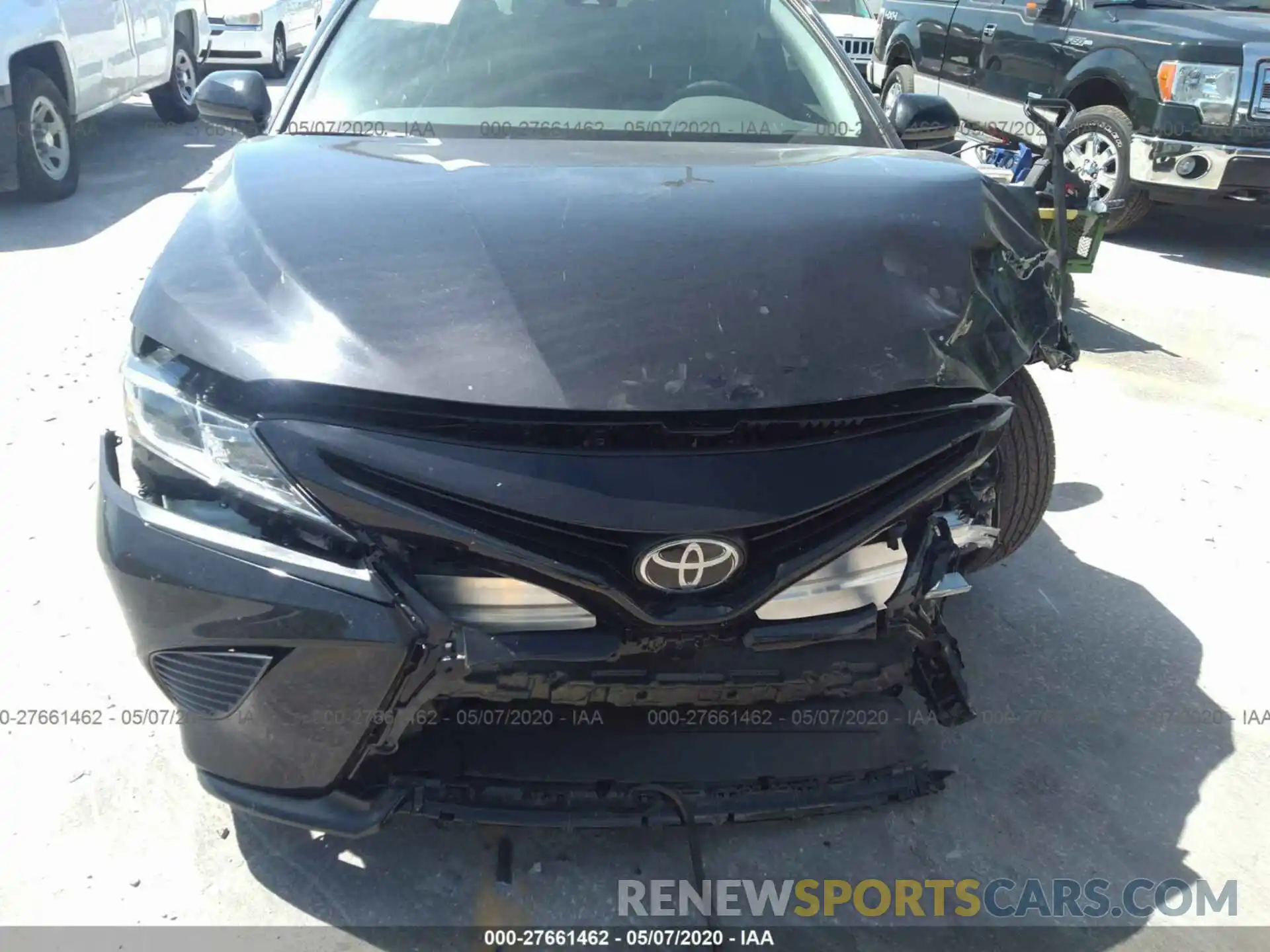 6 Photograph of a damaged car 4T1G11AK0LU310773 TOYOTA CAMRY 2020