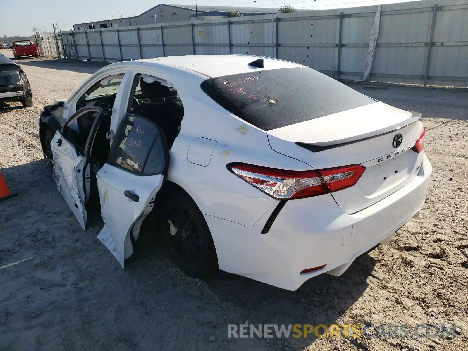 3 Photograph of a damaged car 4T1G11AK0LU313365 TOYOTA CAMRY 2020