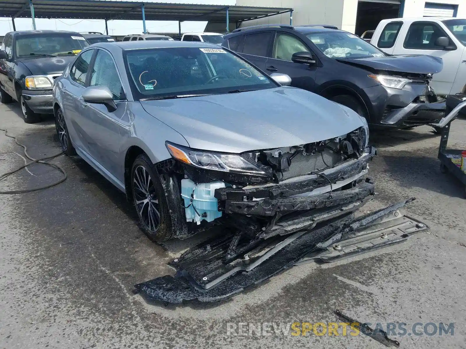 1 Photograph of a damaged car 4T1G11AK0LU314046 TOYOTA CAMRY 2020