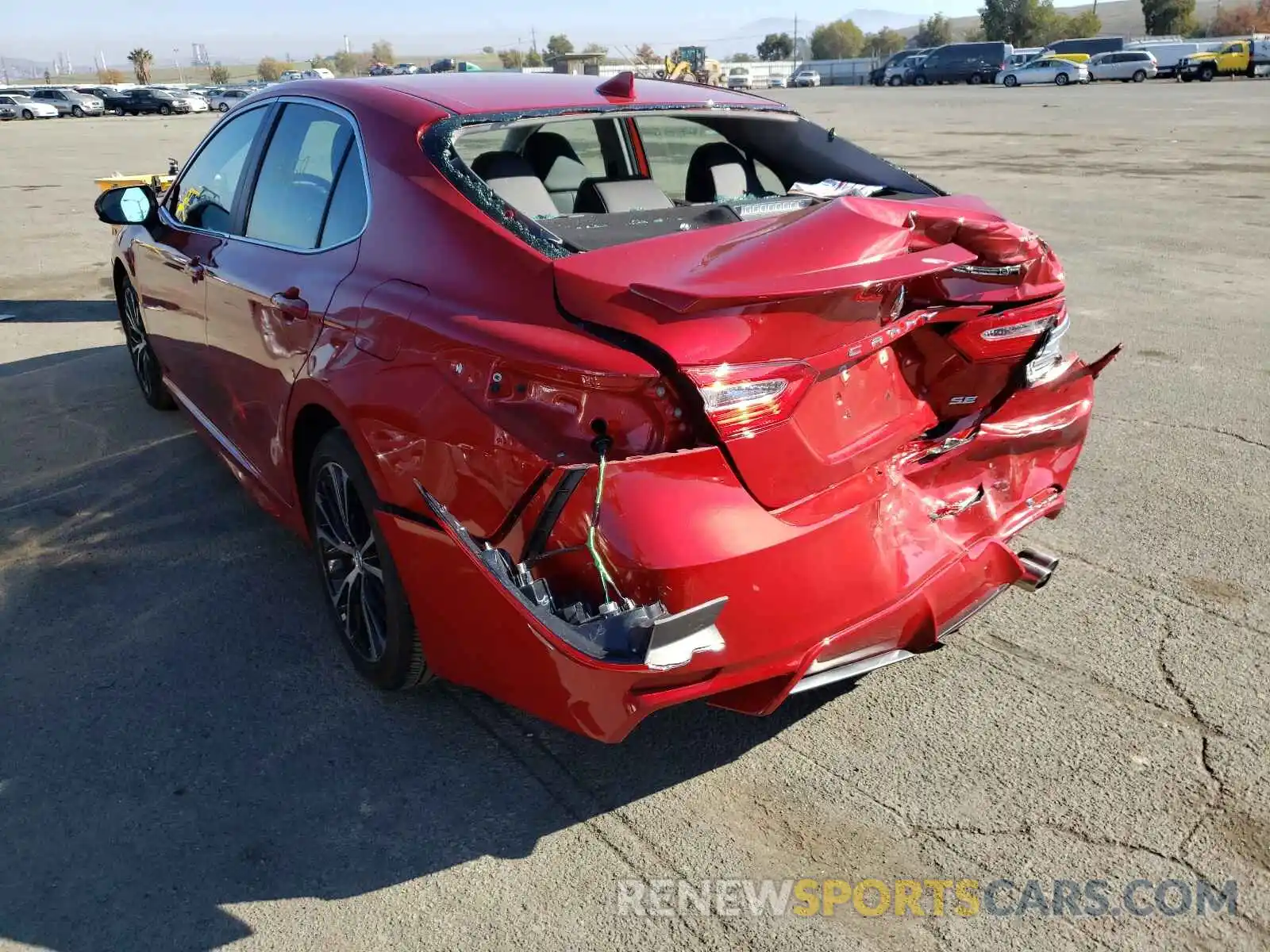 3 Photograph of a damaged car 4T1G11AK0LU315780 TOYOTA CAMRY 2020