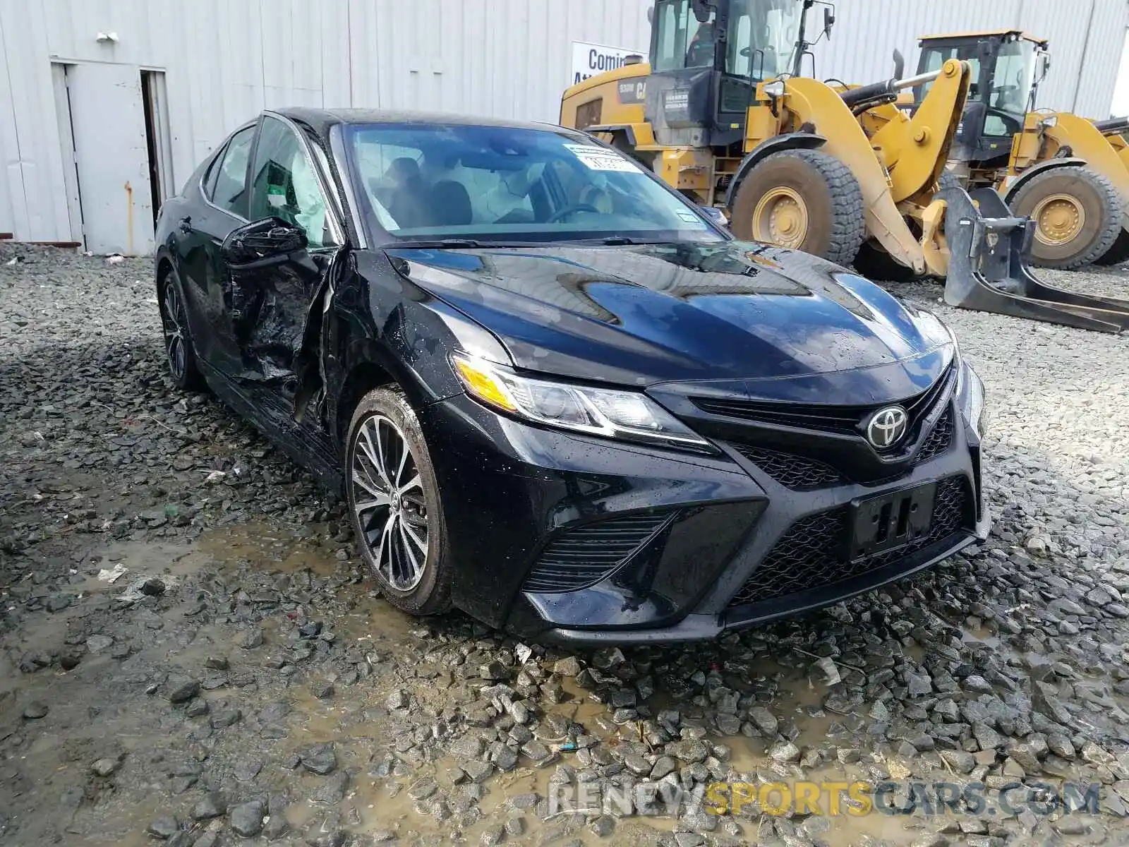 1 Photograph of a damaged car 4T1G11AK0LU318839 TOYOTA CAMRY 2020