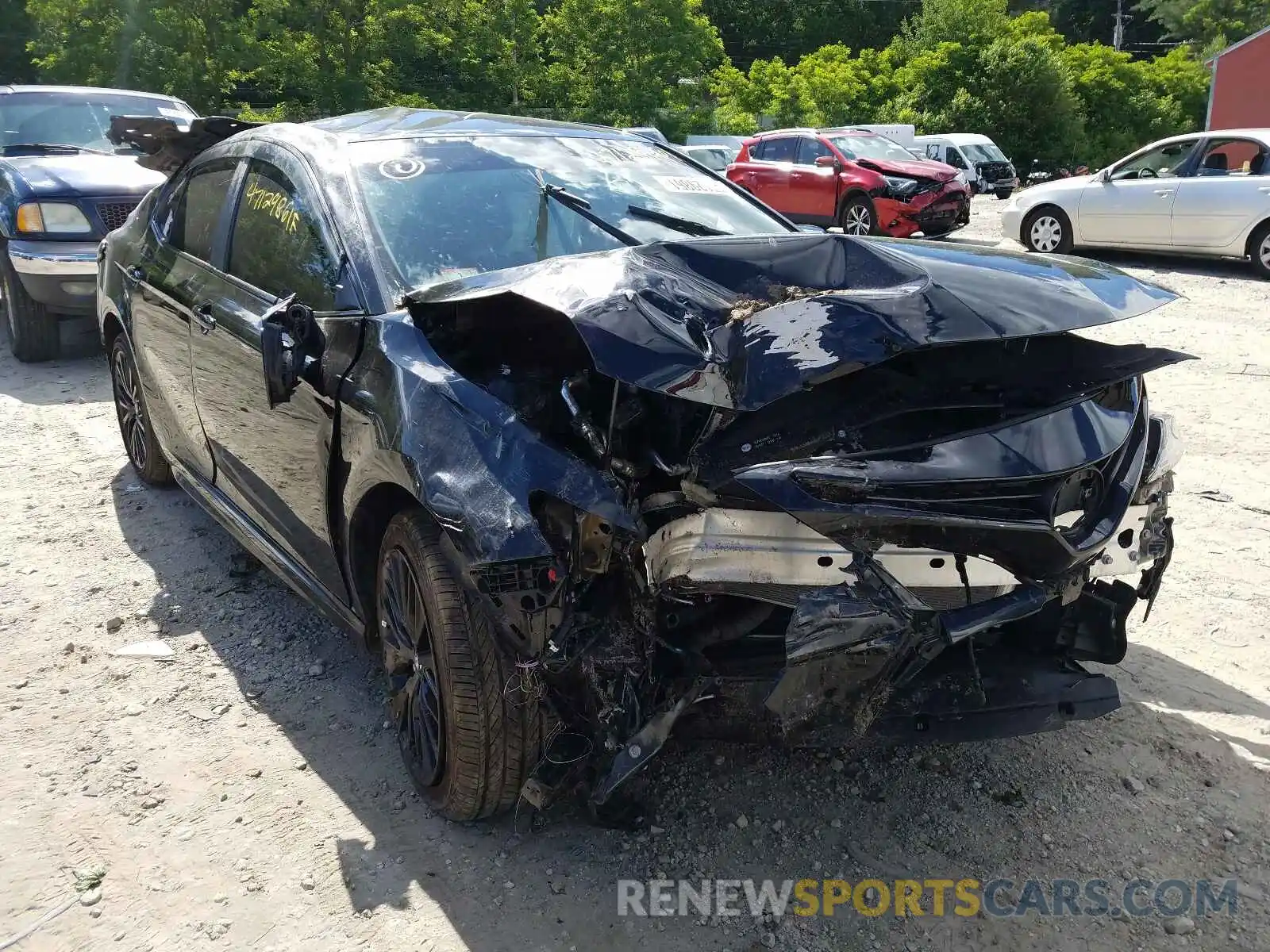 1 Photograph of a damaged car 4T1G11AK0LU318985 TOYOTA CAMRY 2020