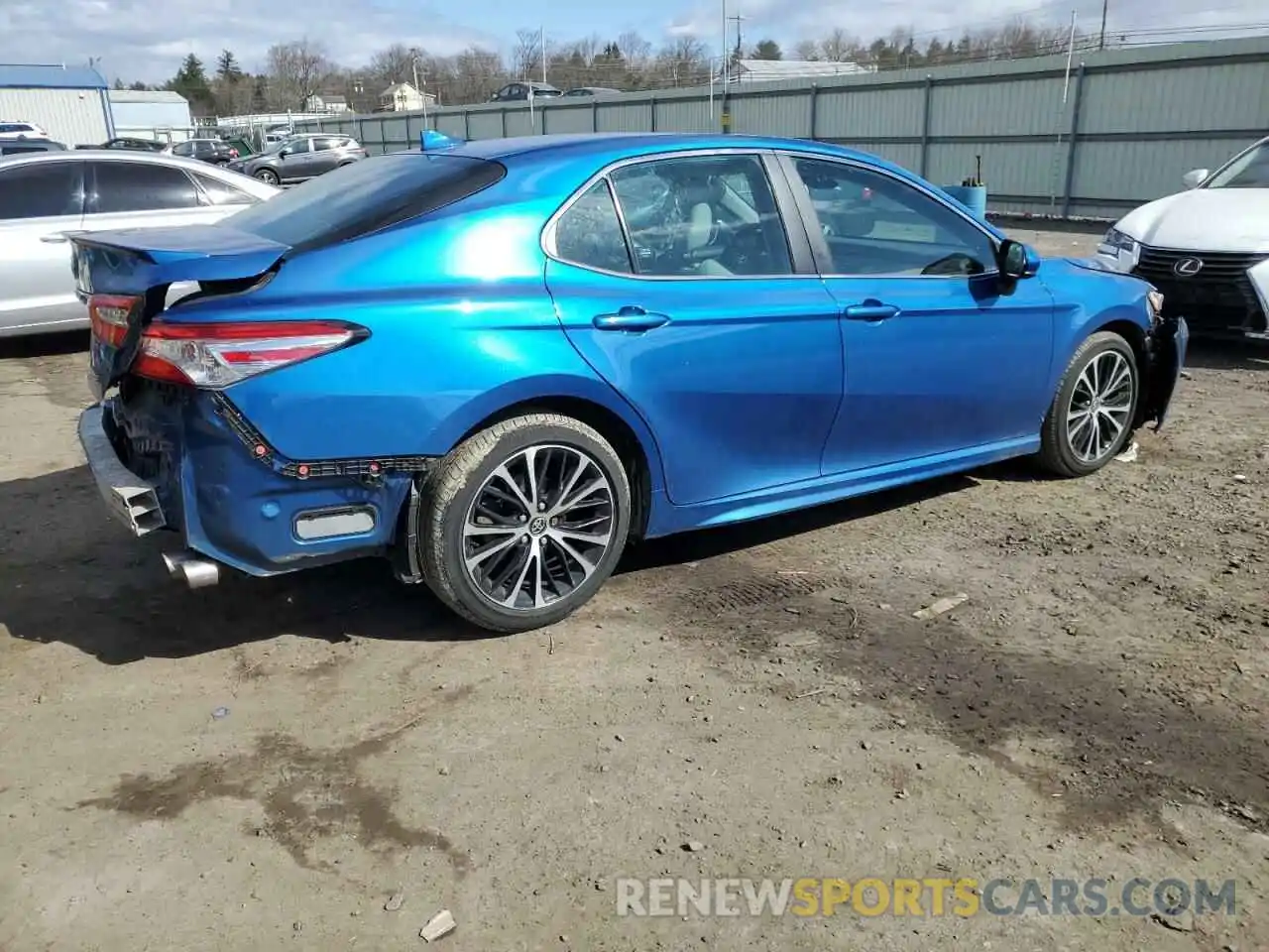 3 Photograph of a damaged car 4T1G11AK0LU323989 TOYOTA CAMRY 2020