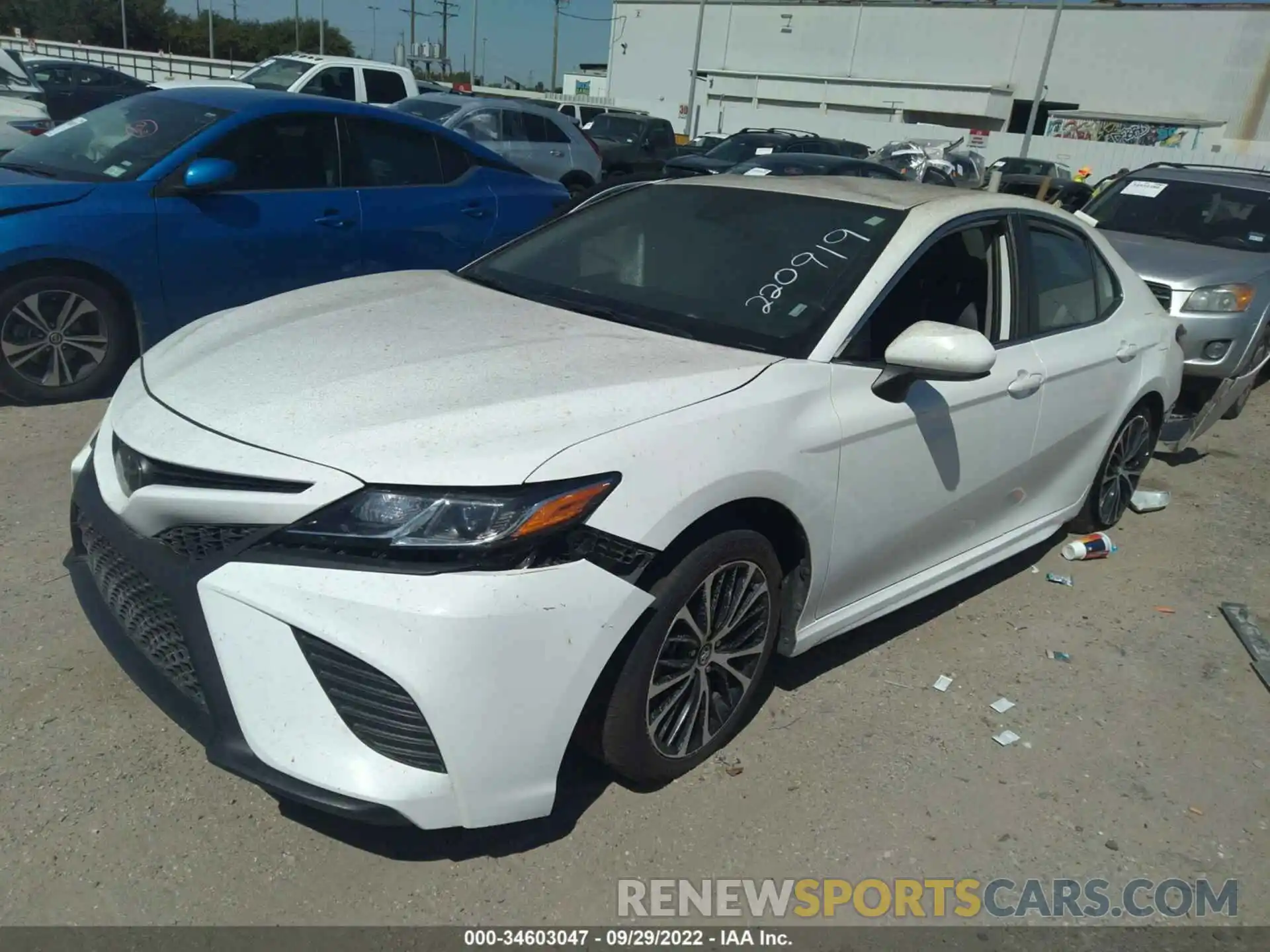 2 Photograph of a damaged car 4T1G11AK0LU324818 TOYOTA CAMRY 2020