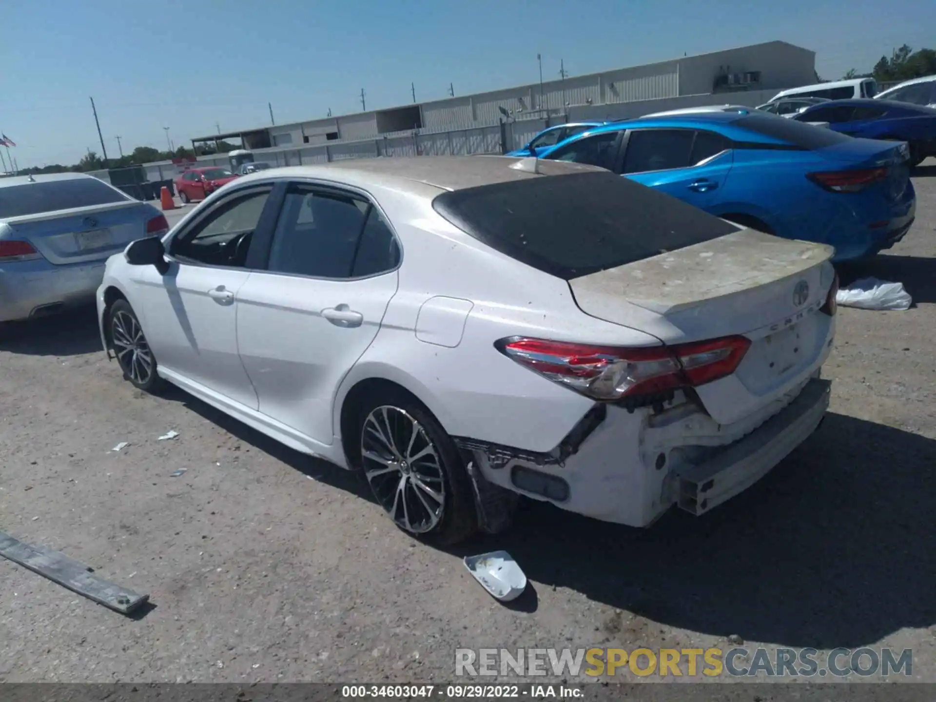 3 Photograph of a damaged car 4T1G11AK0LU324818 TOYOTA CAMRY 2020