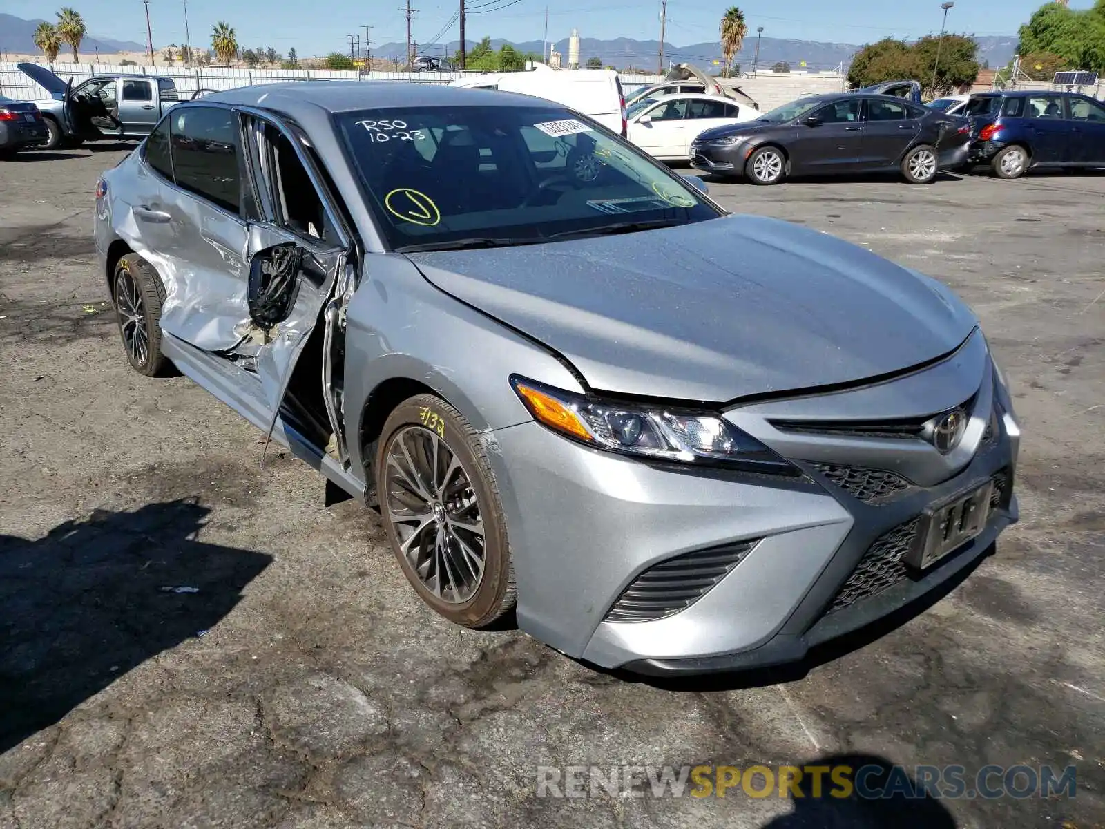 1 Photograph of a damaged car 4T1G11AK0LU326780 TOYOTA CAMRY 2020