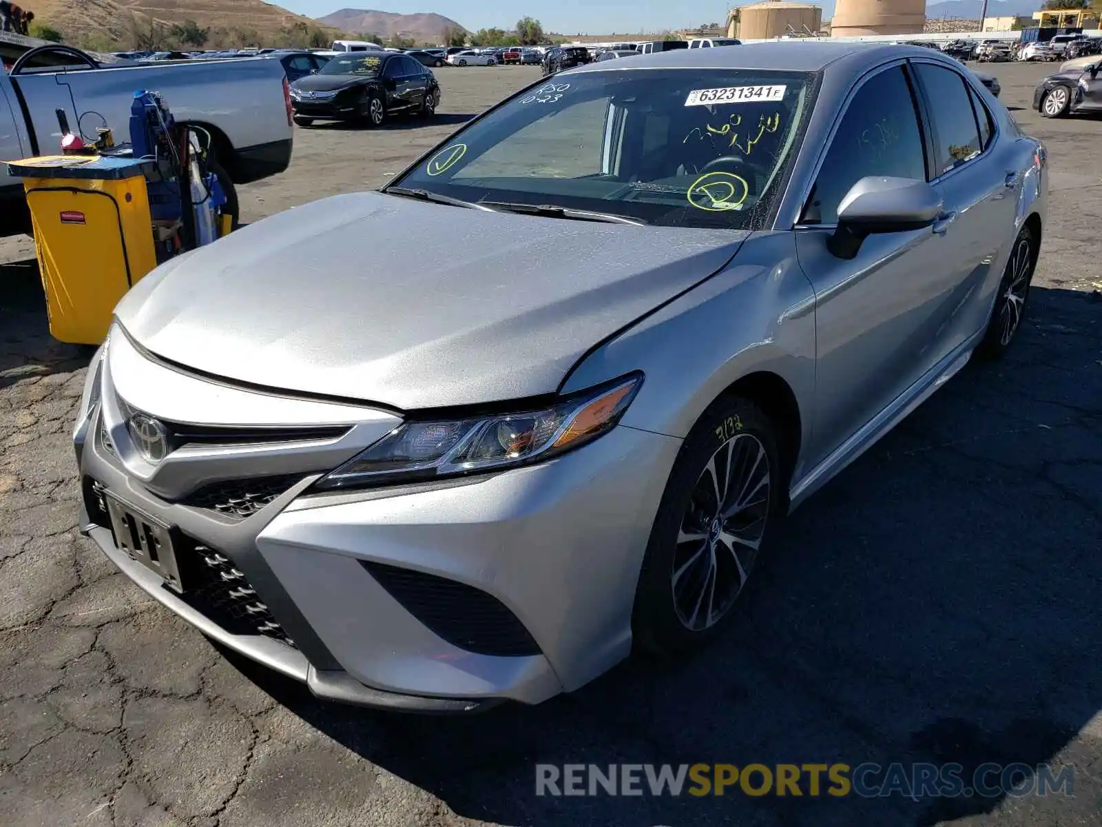 2 Photograph of a damaged car 4T1G11AK0LU326780 TOYOTA CAMRY 2020